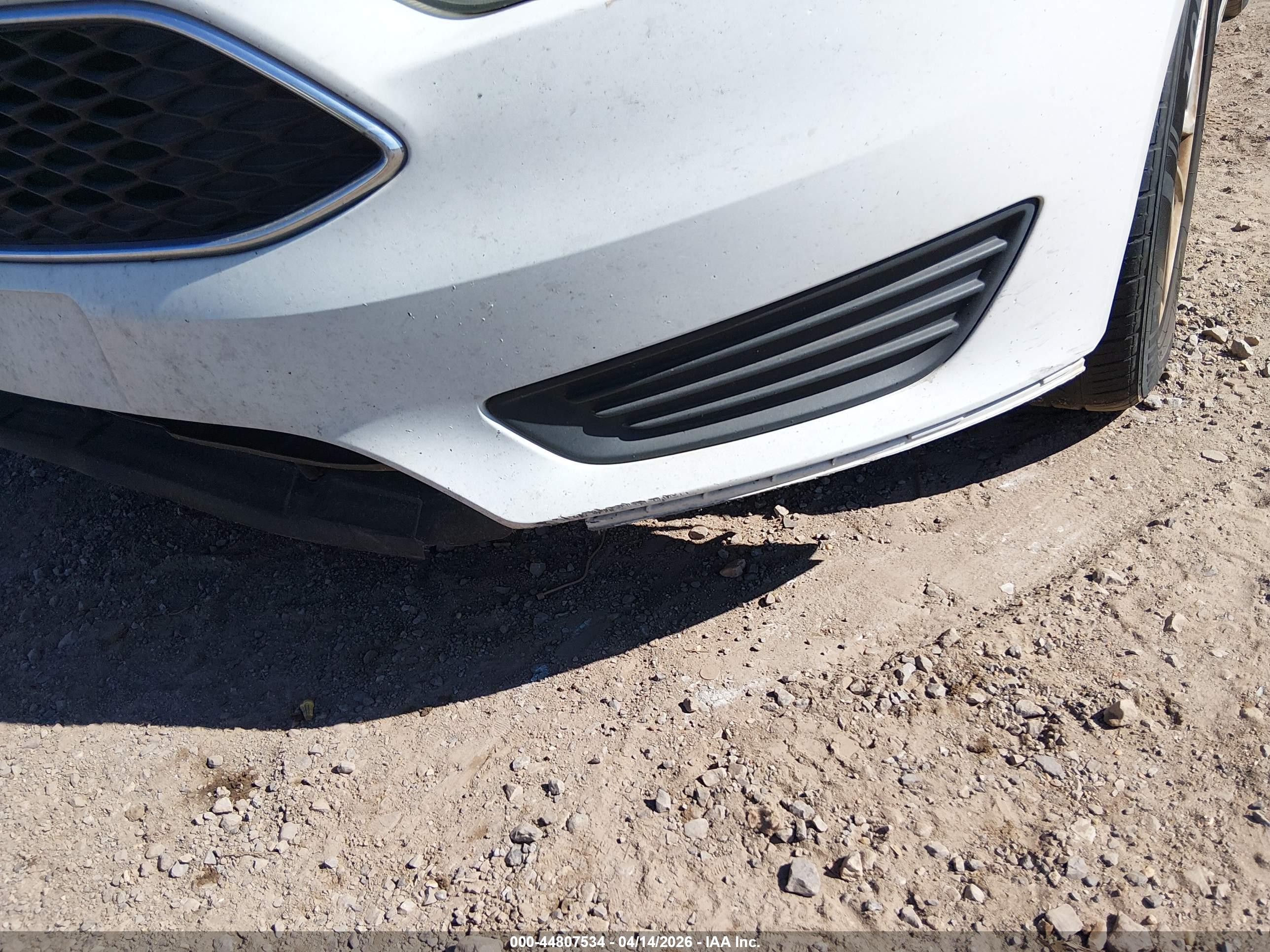 FORD FOCUS image 6