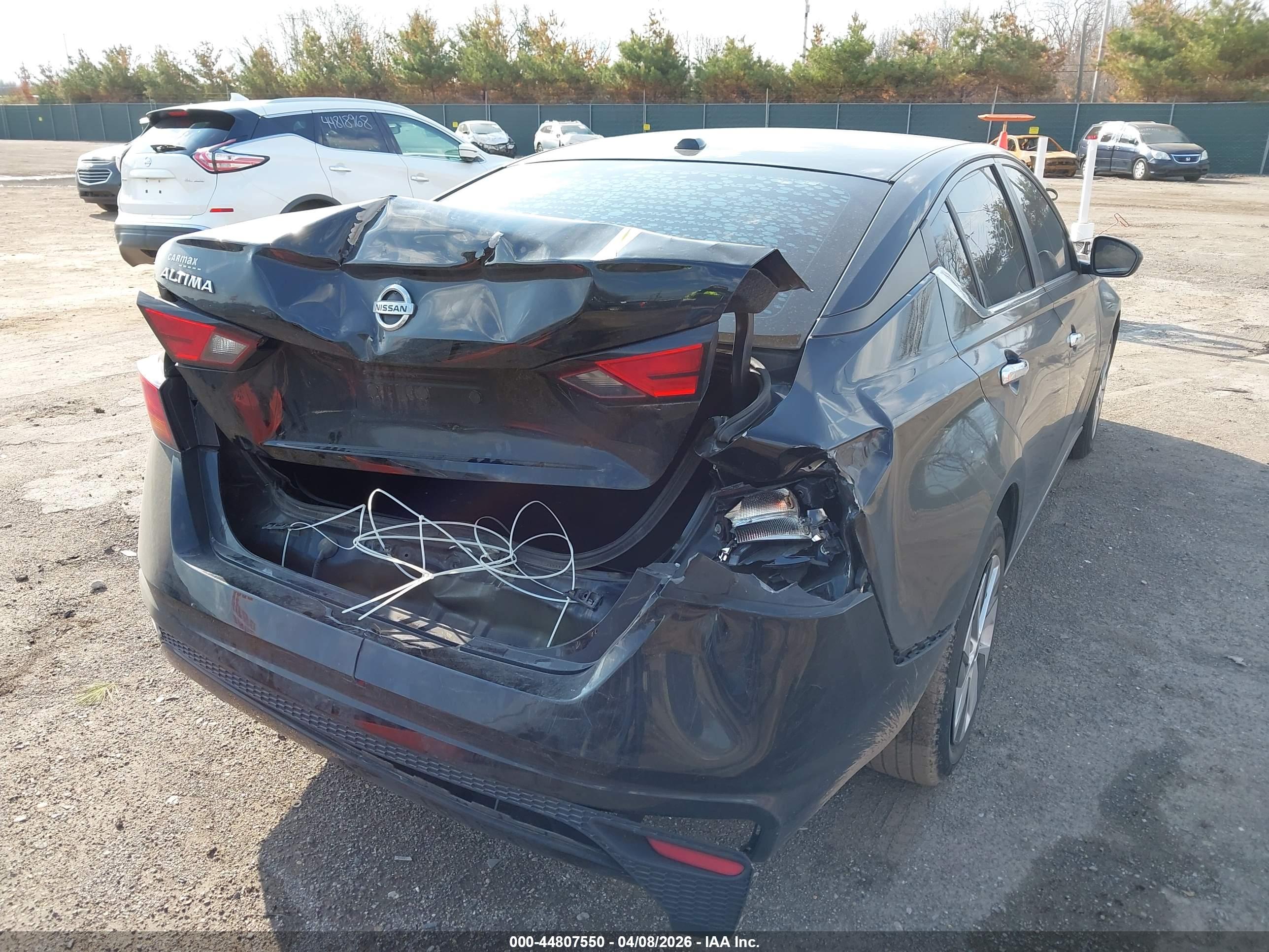 NISSAN ALTIMA image 6