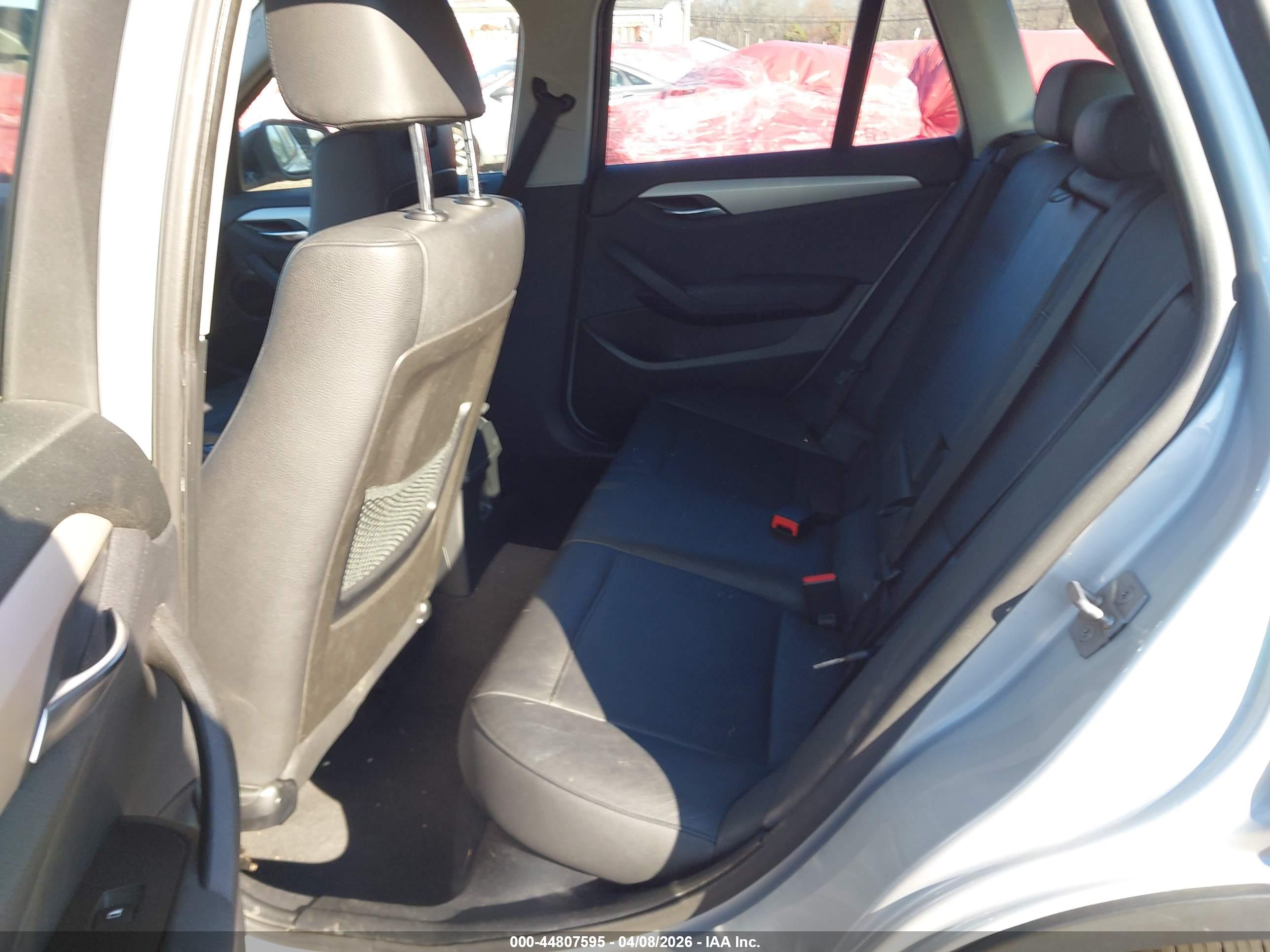 BMW X1 image 8