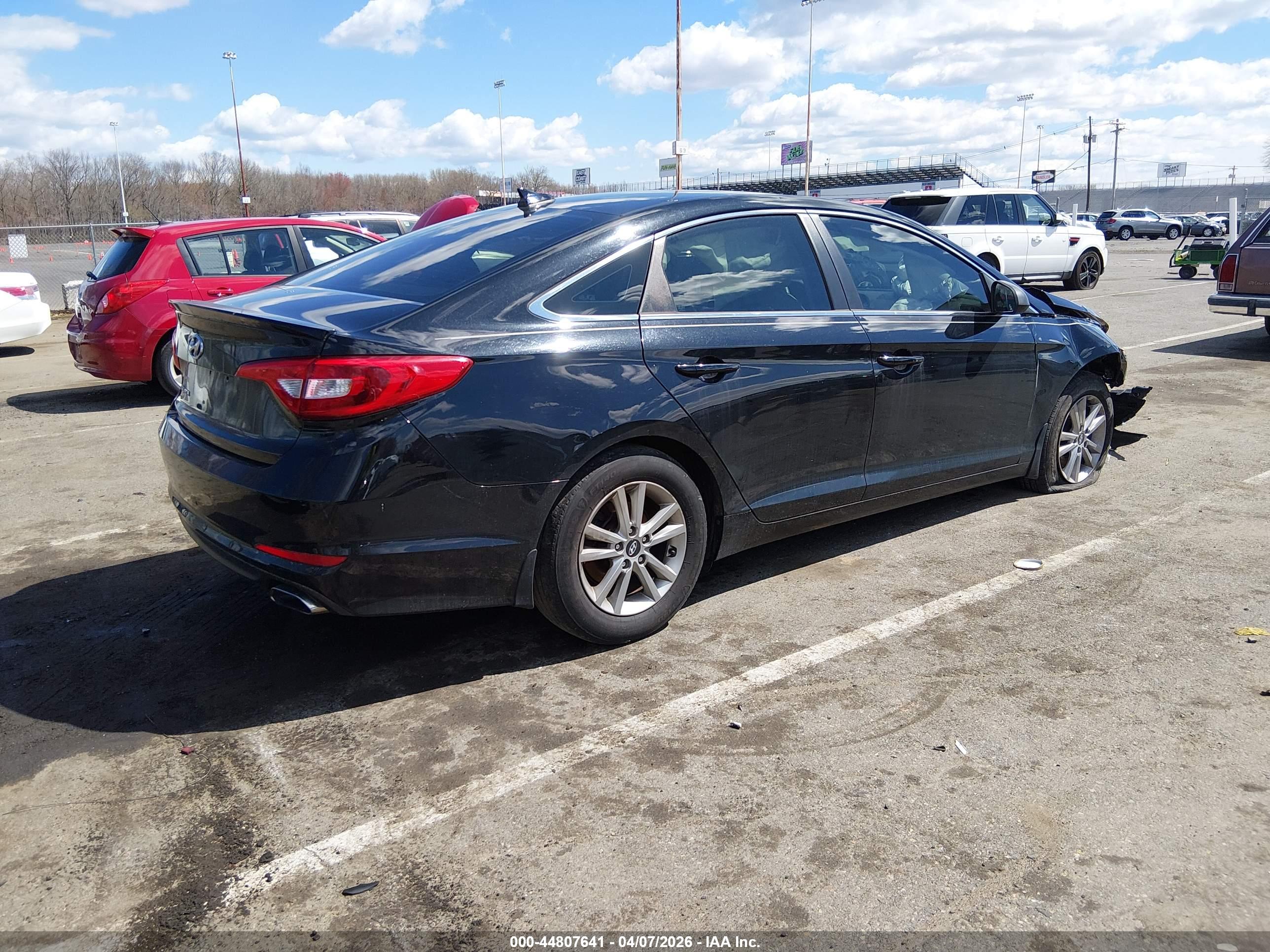 HYUNDAI SONATA image 4