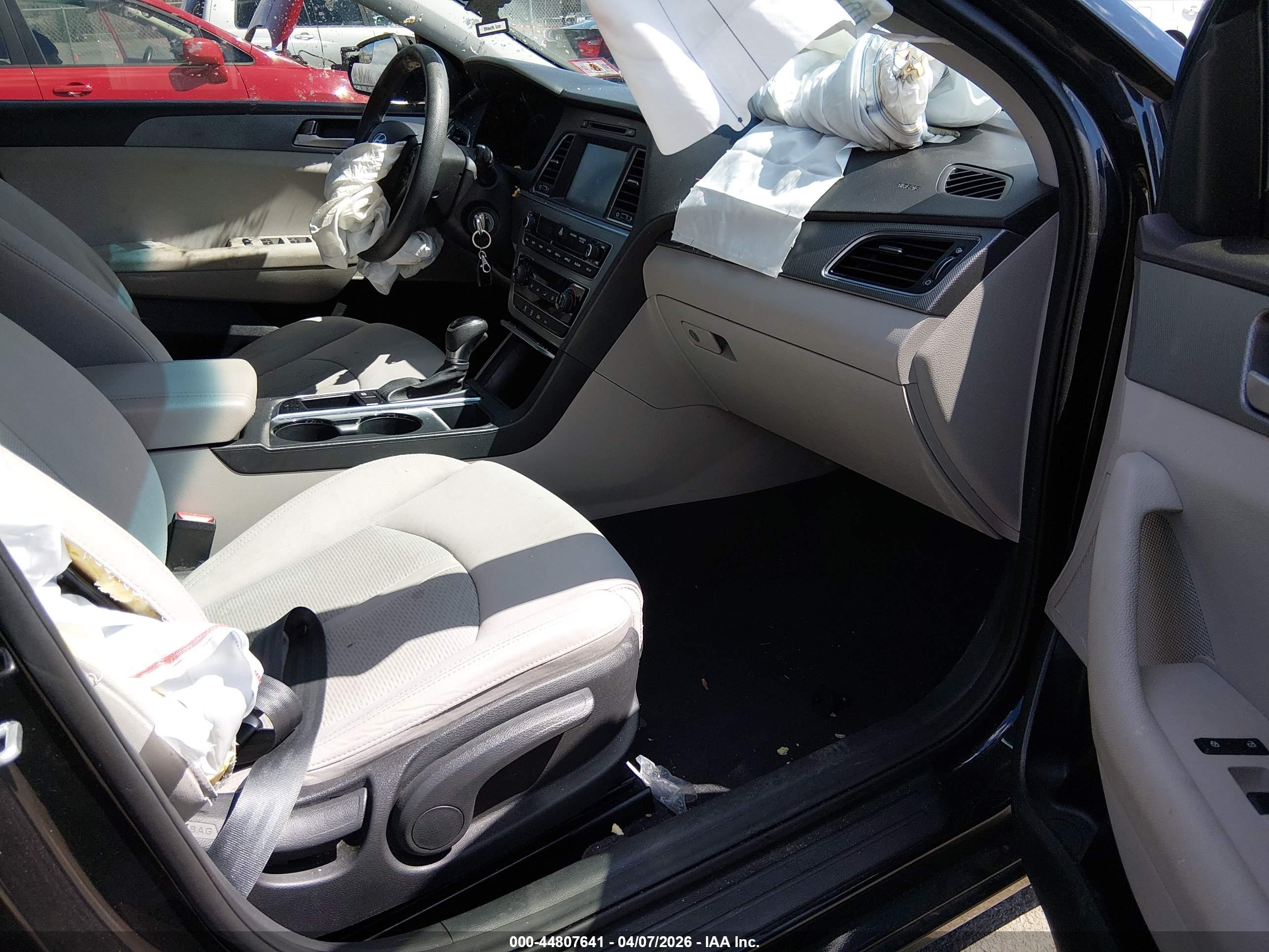 HYUNDAI SONATA image 5
