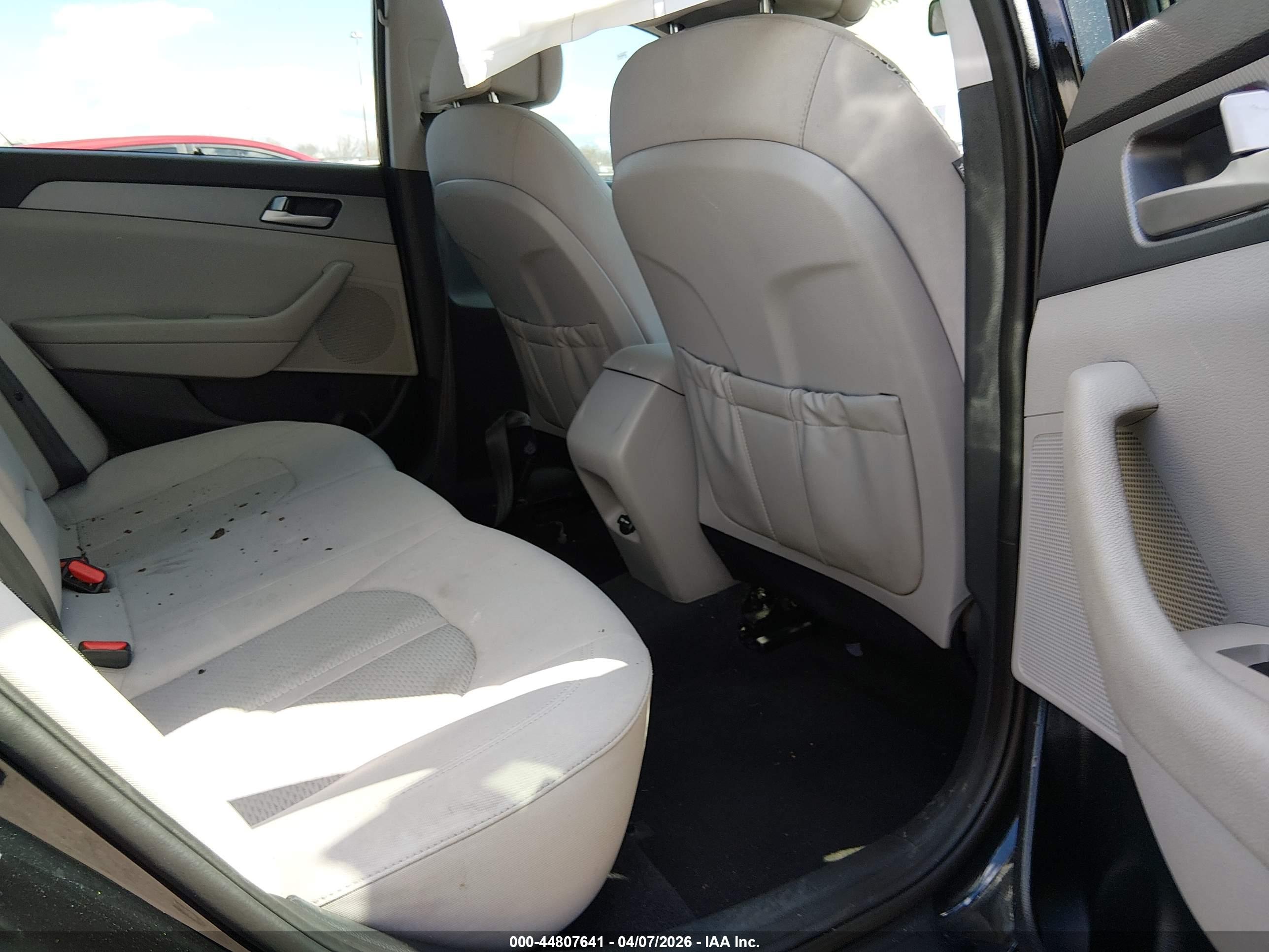 HYUNDAI SONATA image 8