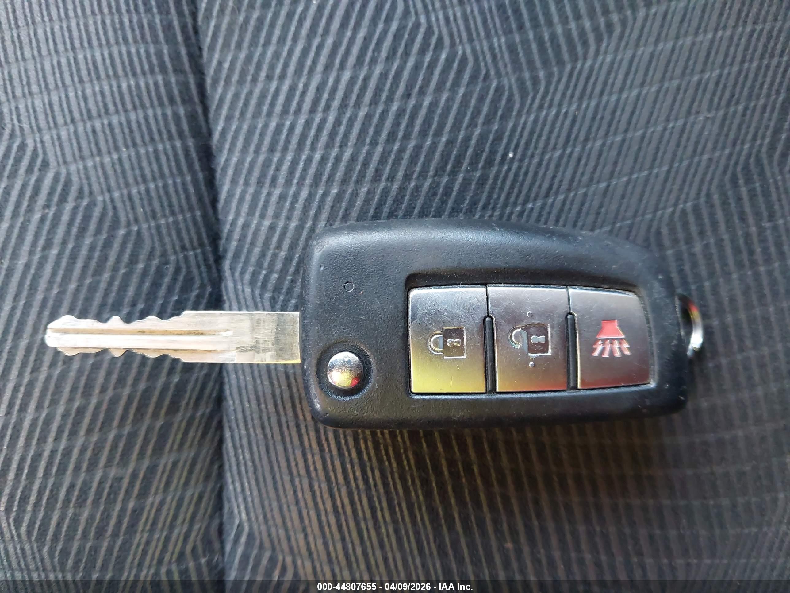 NISSAN ROGUE image 11