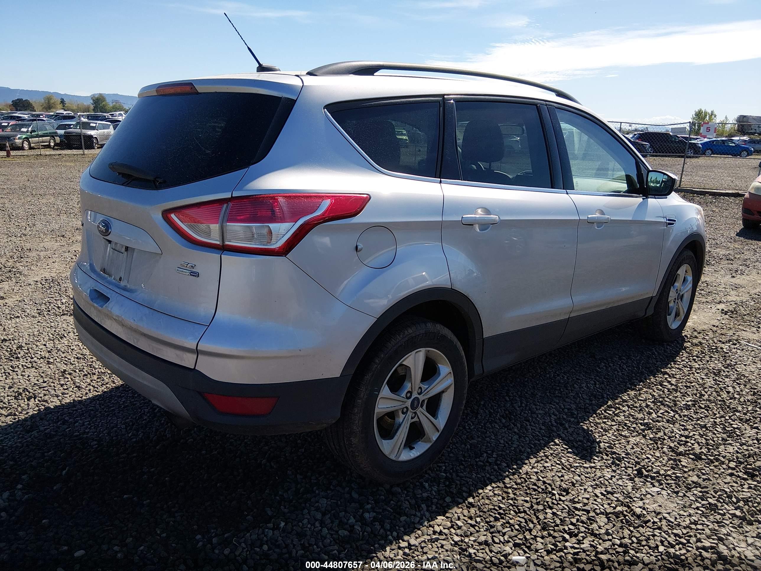 FORD ESCAPE image 4