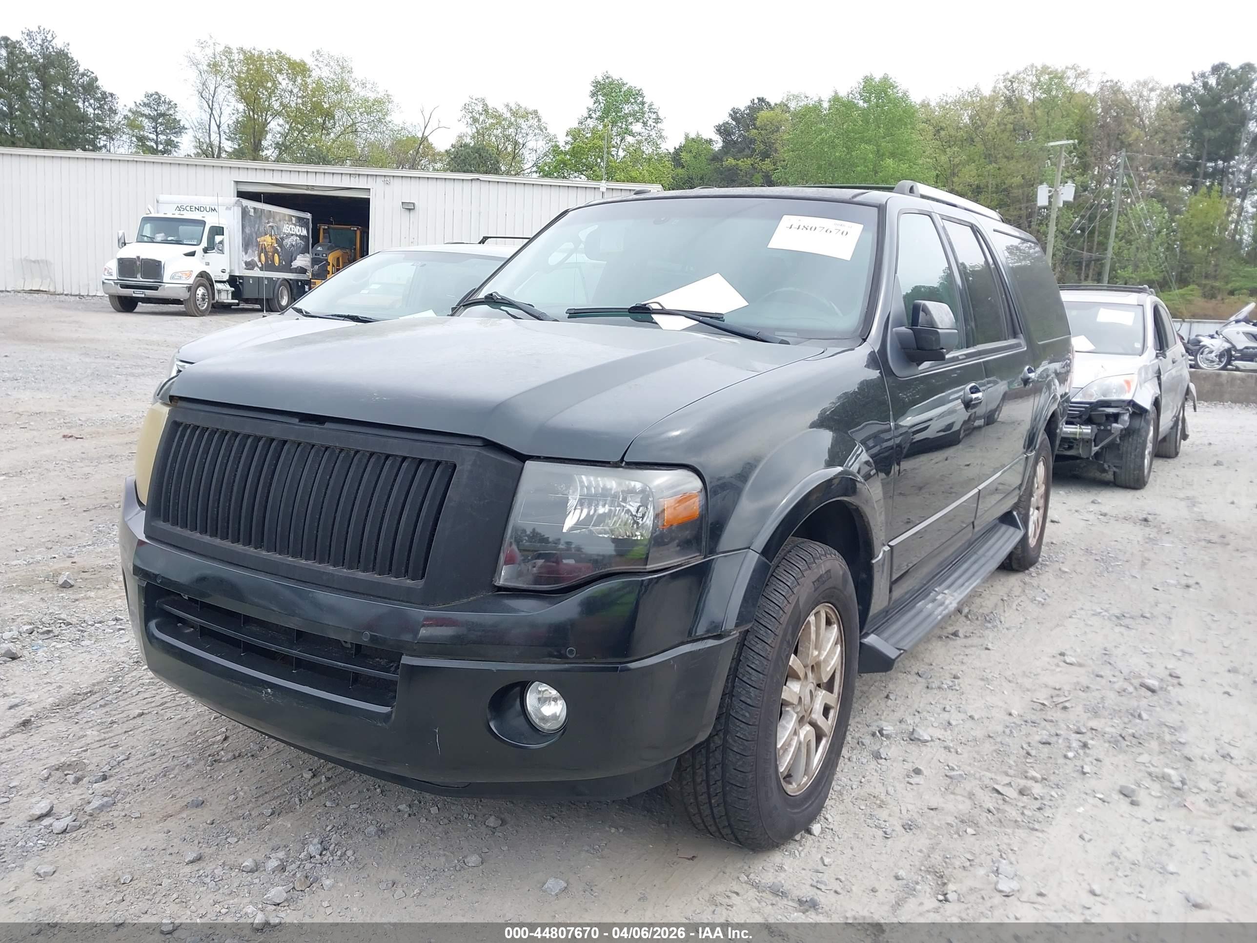 FORD EXPEDITION image 2