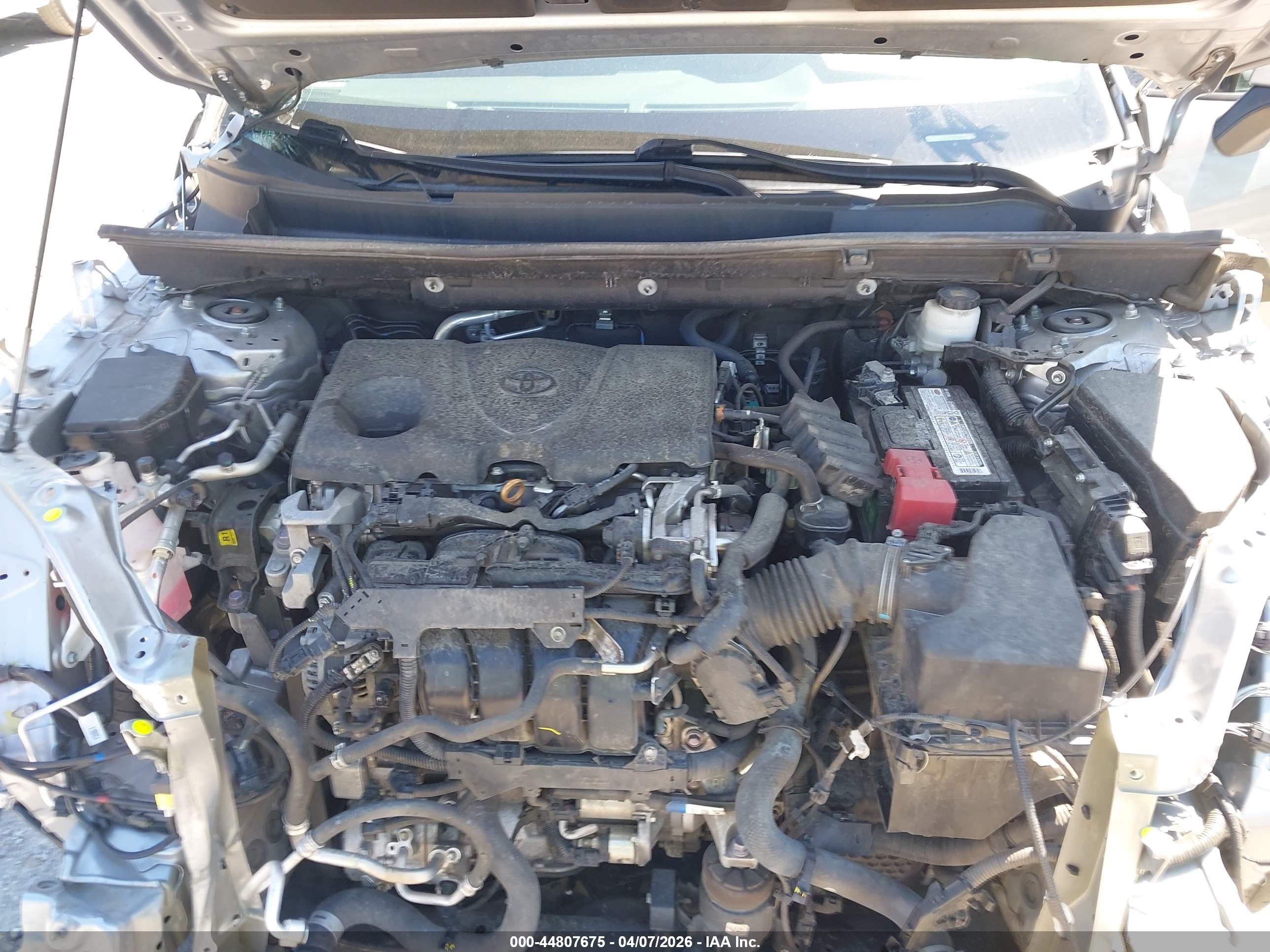 TOYOTA RAV4 image 10