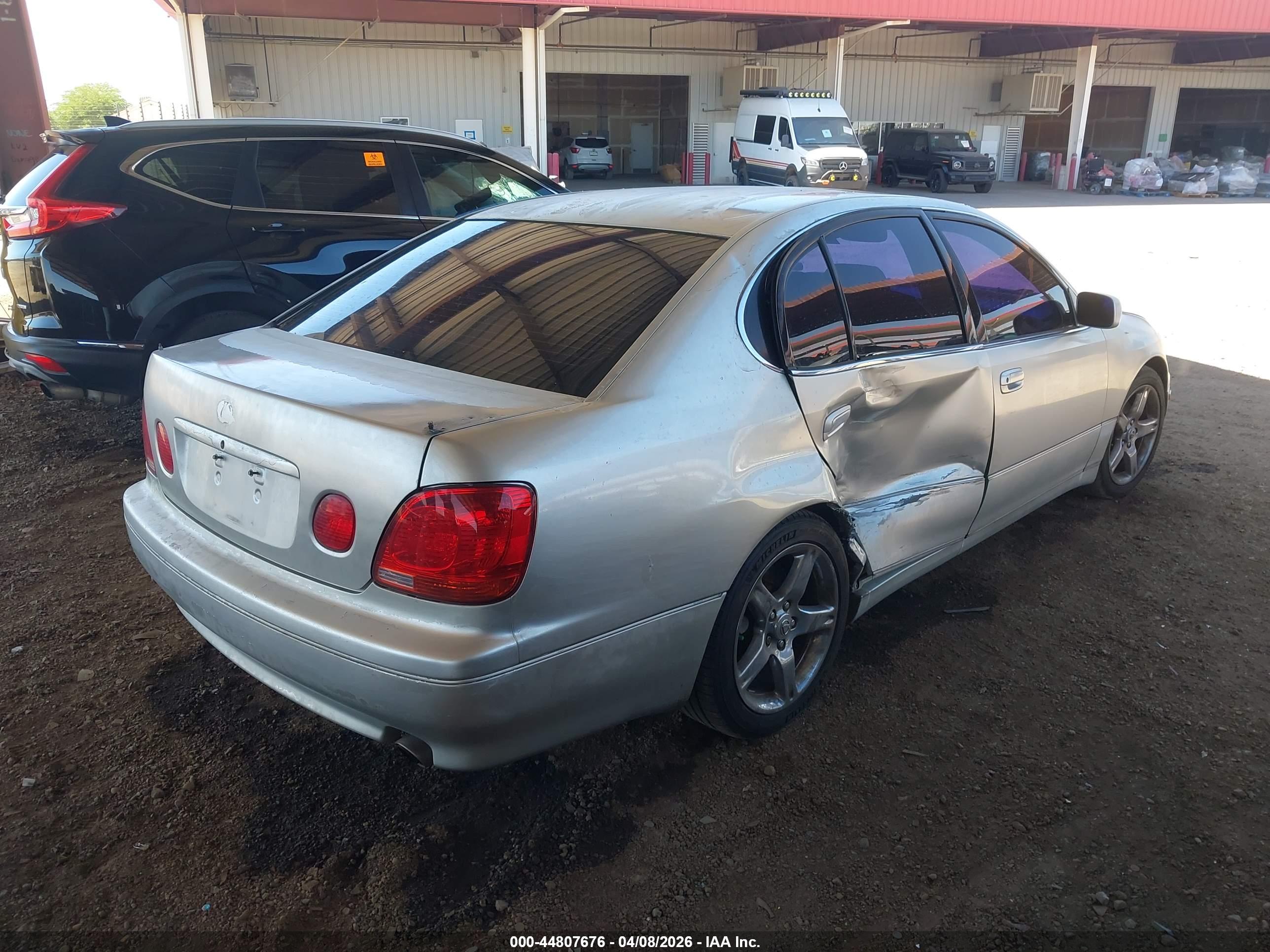 LEXUS GS image 4
