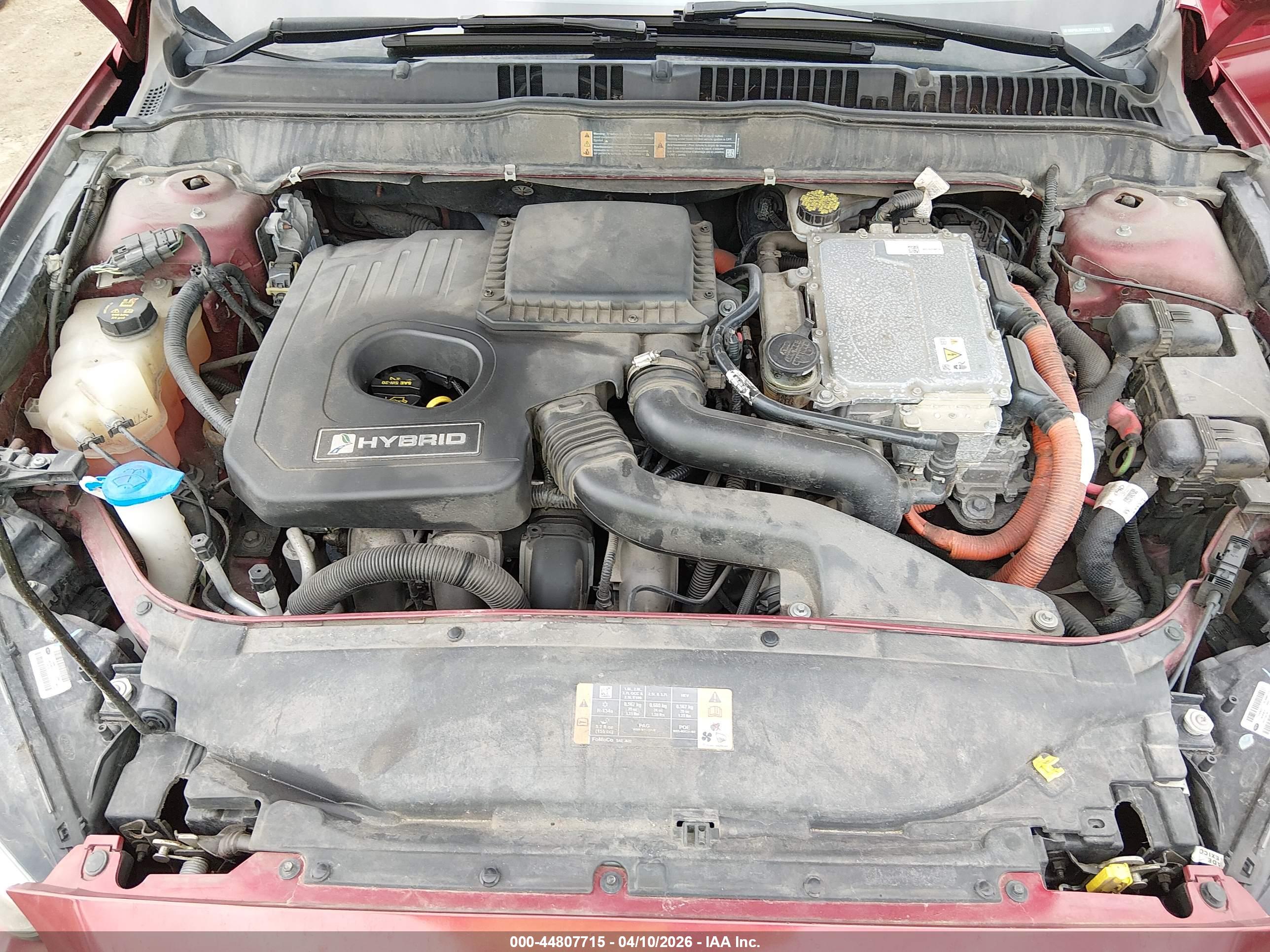 FORD FUSION image 10