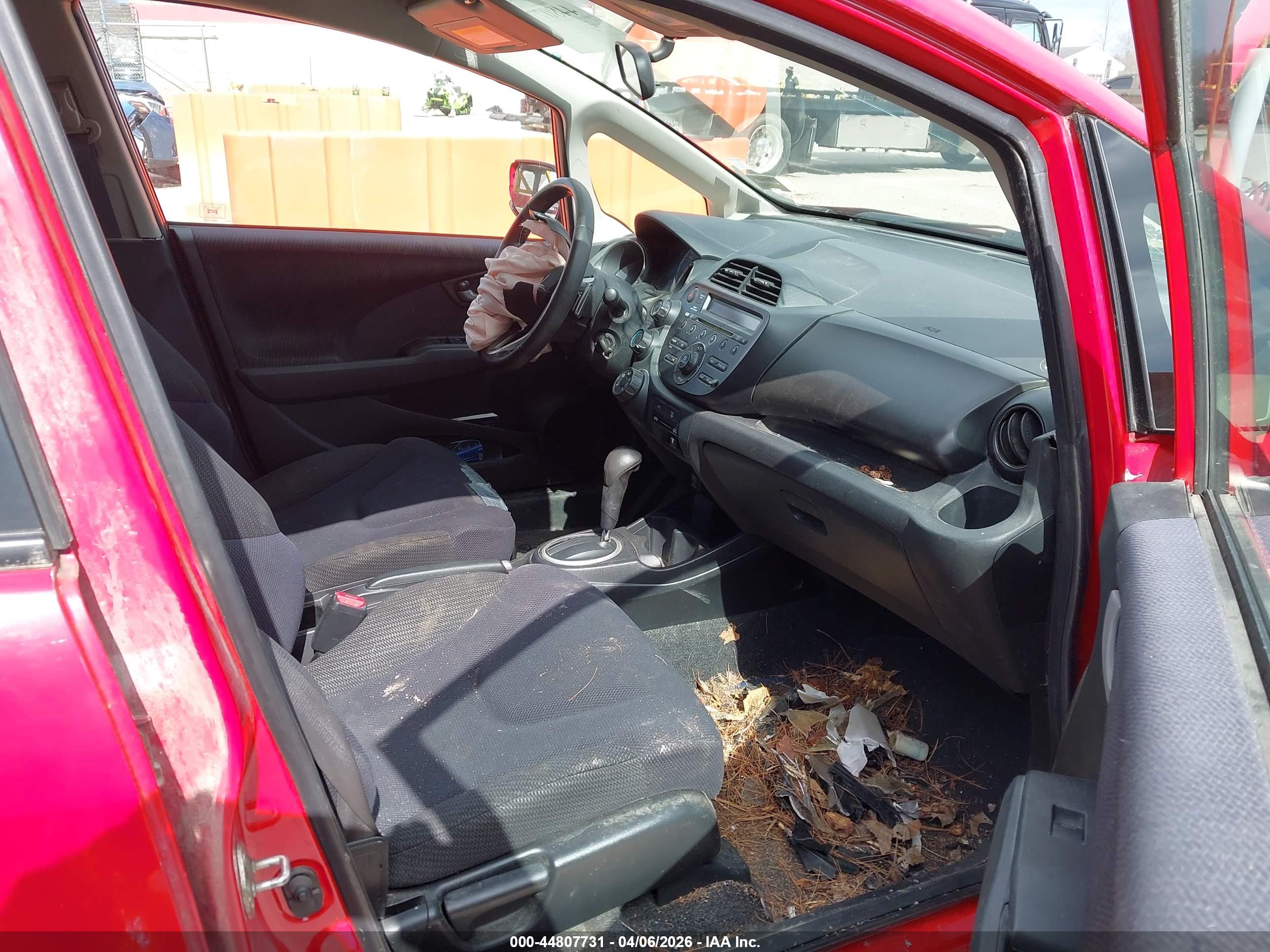 HONDA FIT image 5