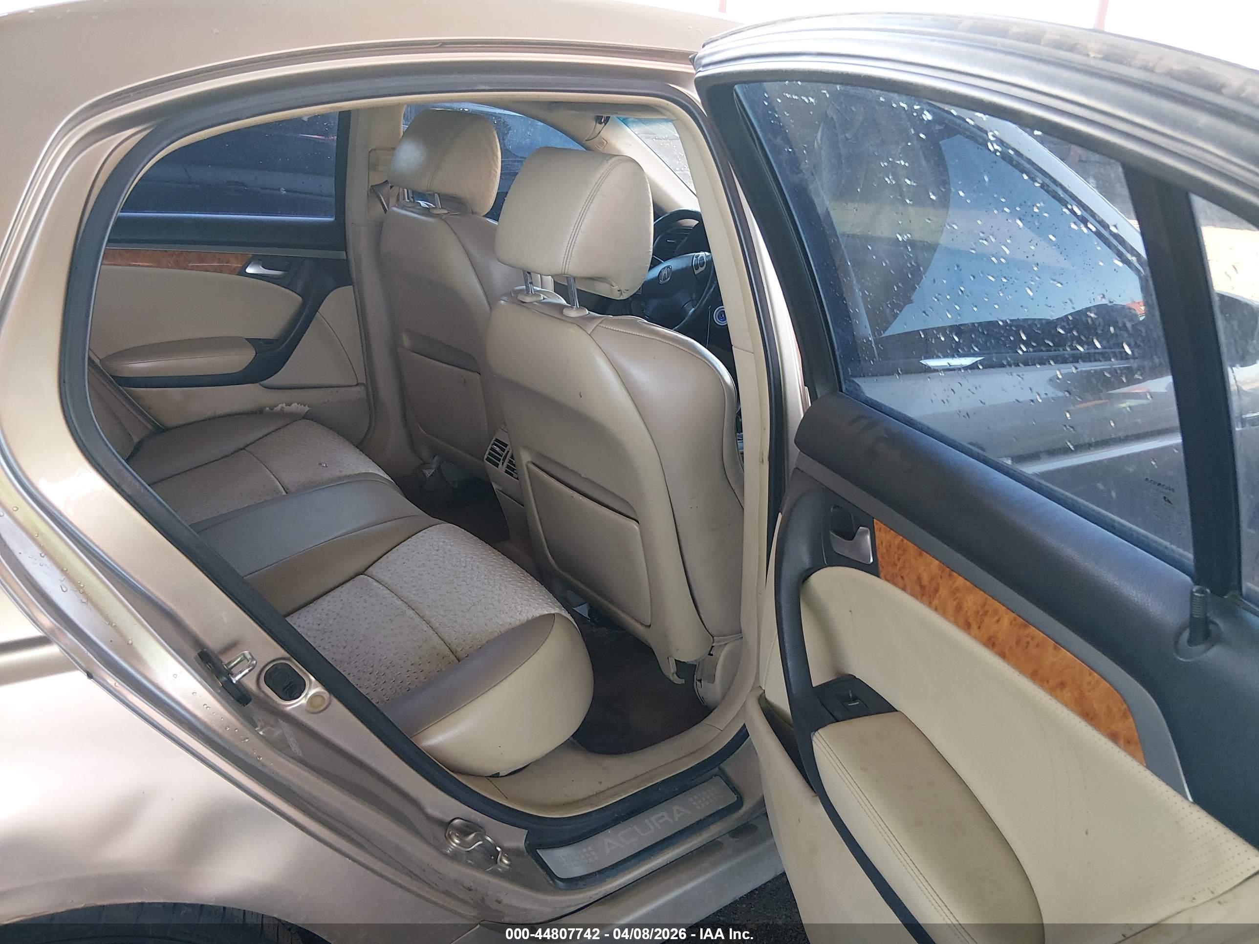 ACURA TL image 8