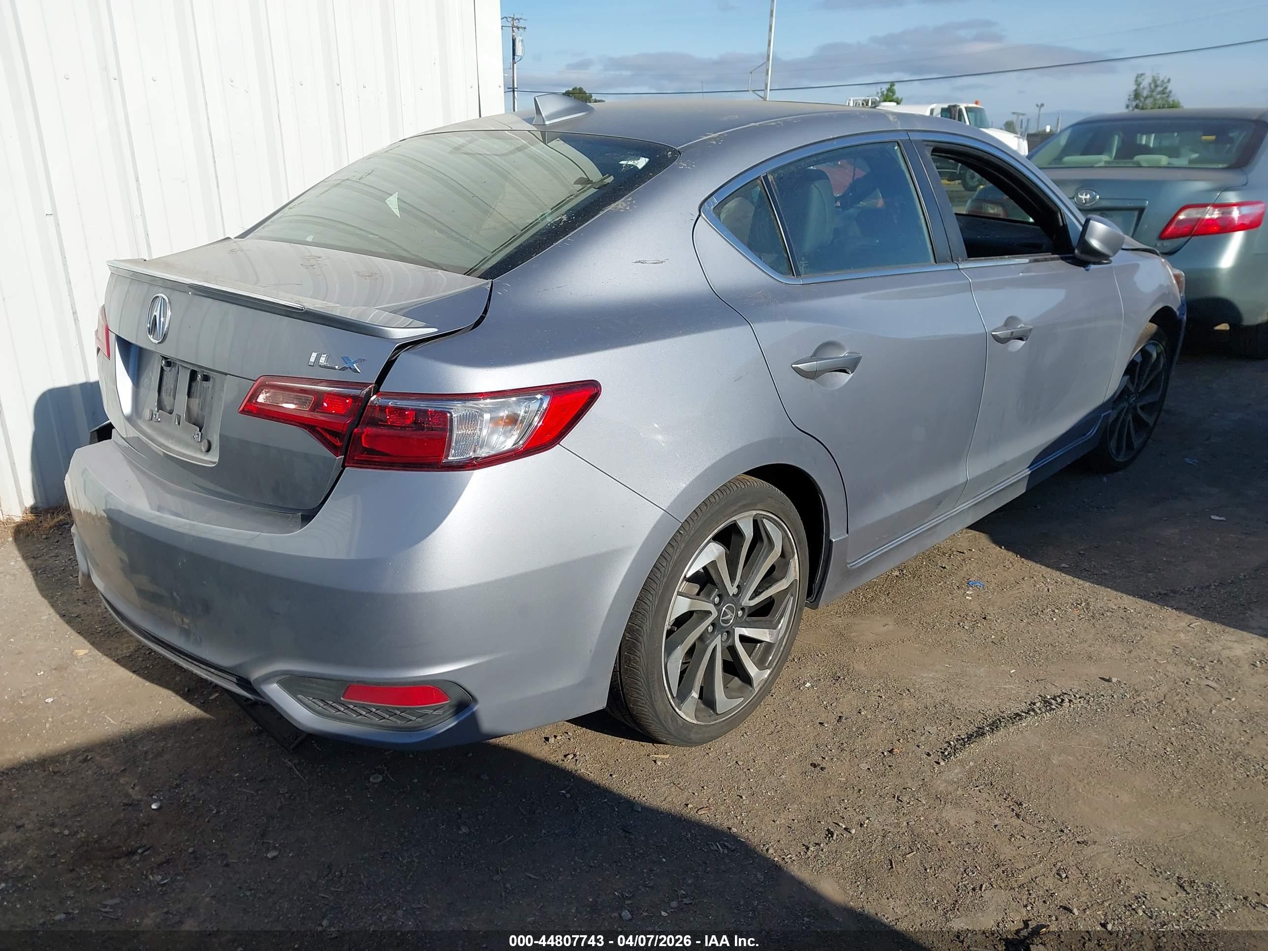 ACURA ILX image 4