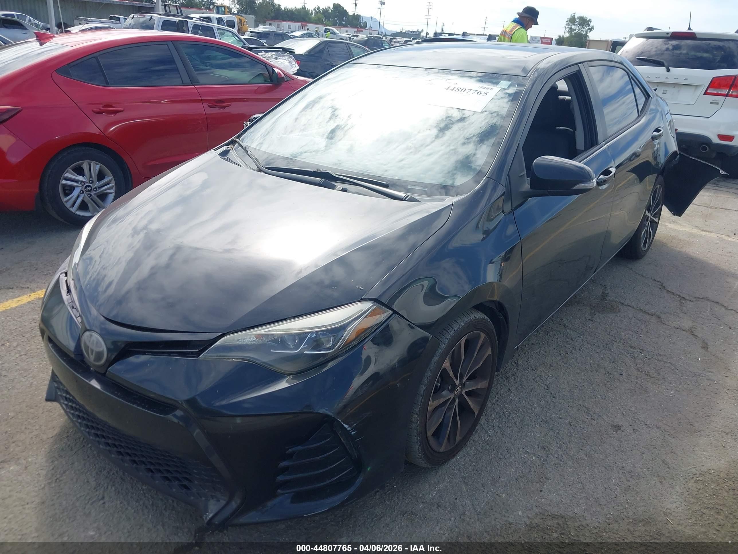 TOYOTA COROLLA image 2
