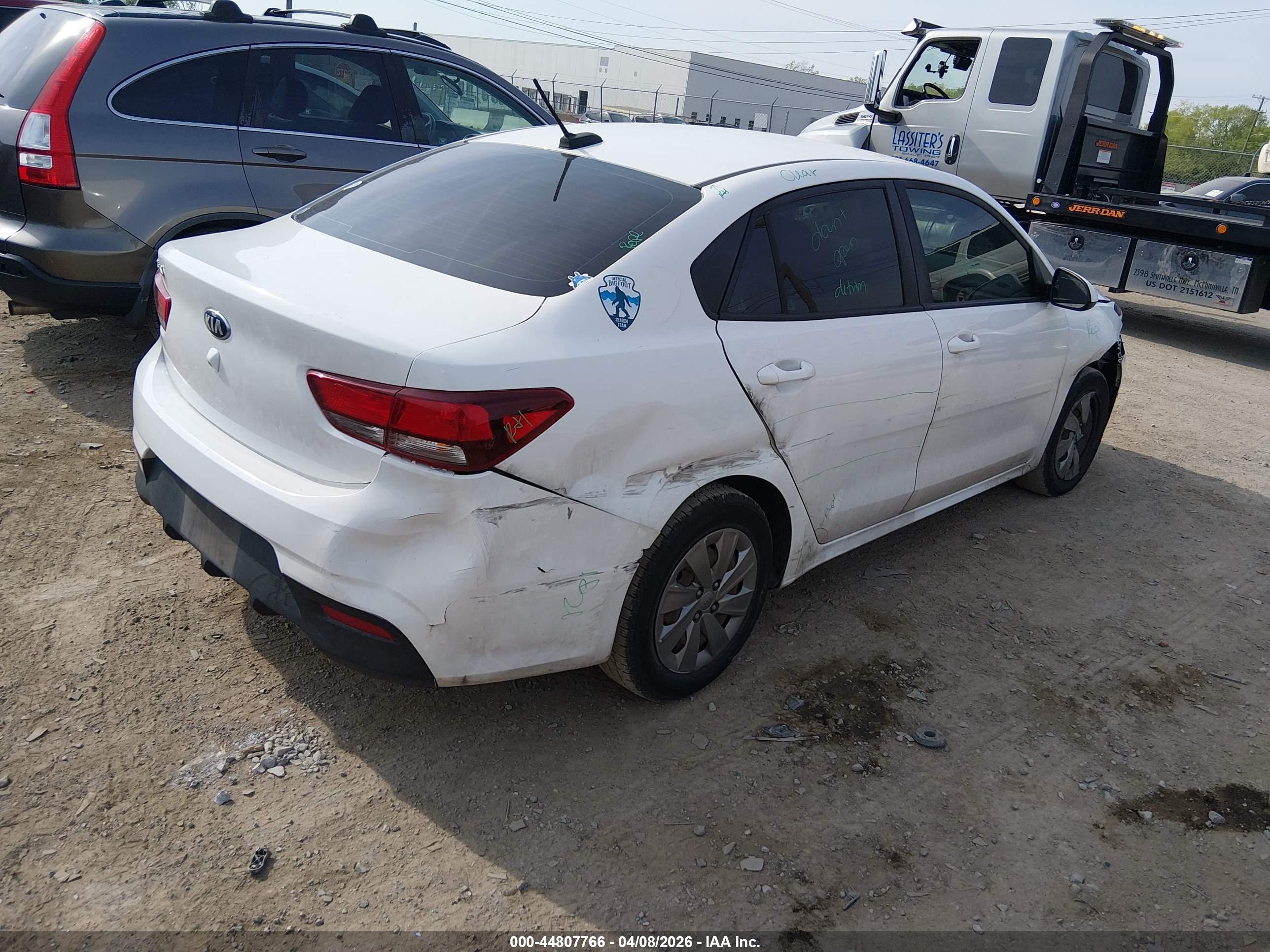 KIA RIO image 4