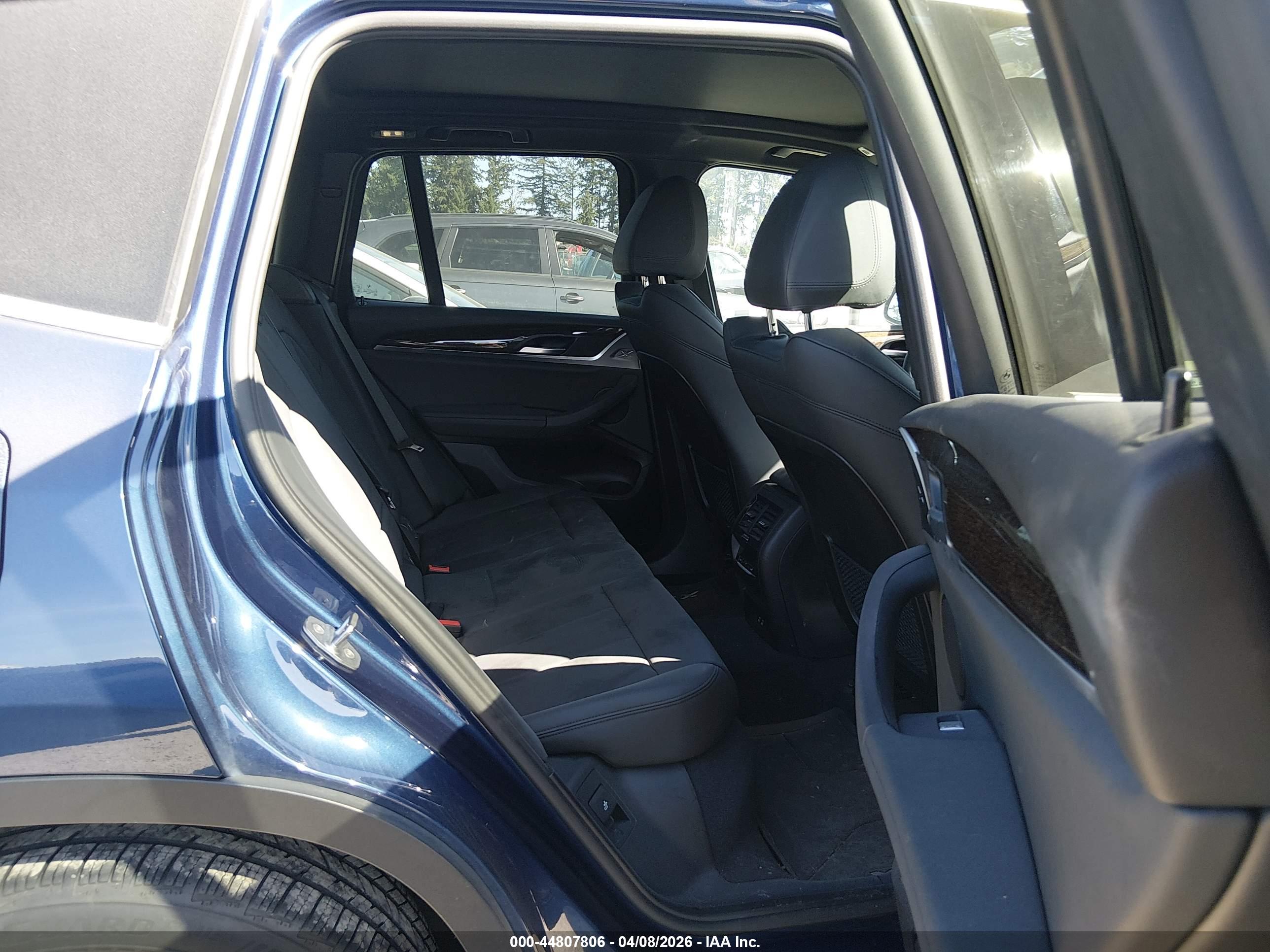 BMW X3 image 8