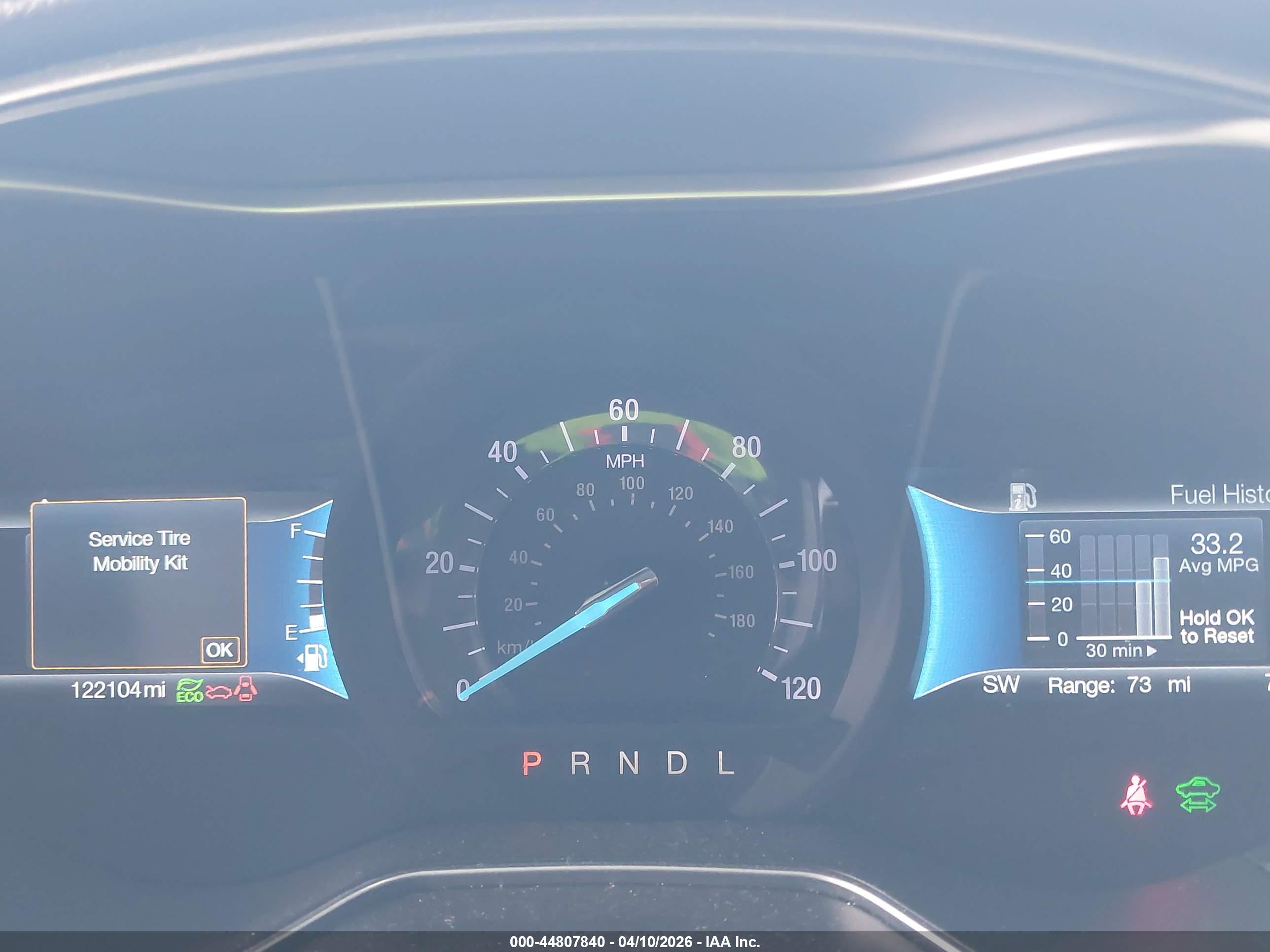 FORD FUSION image 7