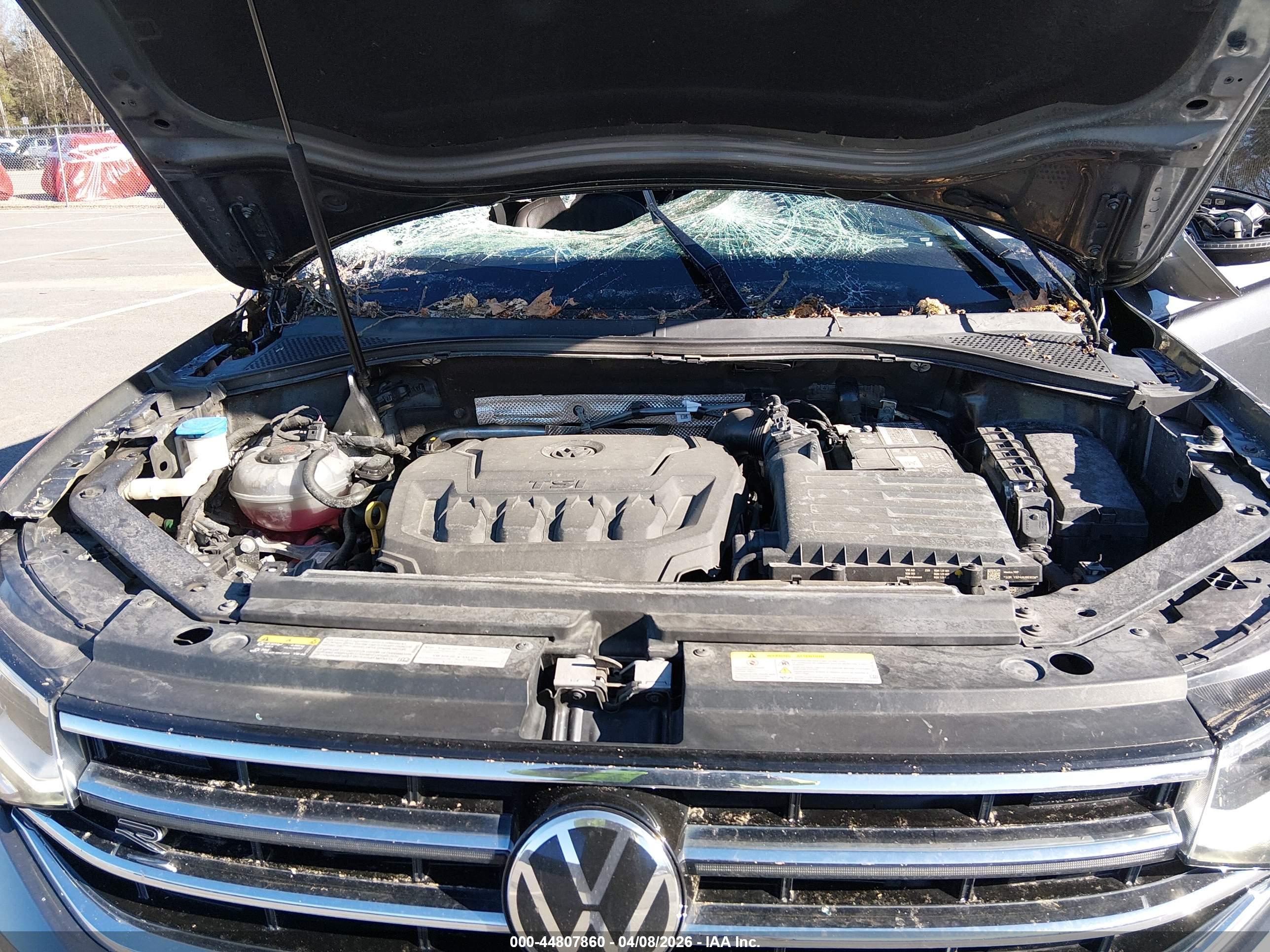 VOLKSWAGEN TIGUAN image 10