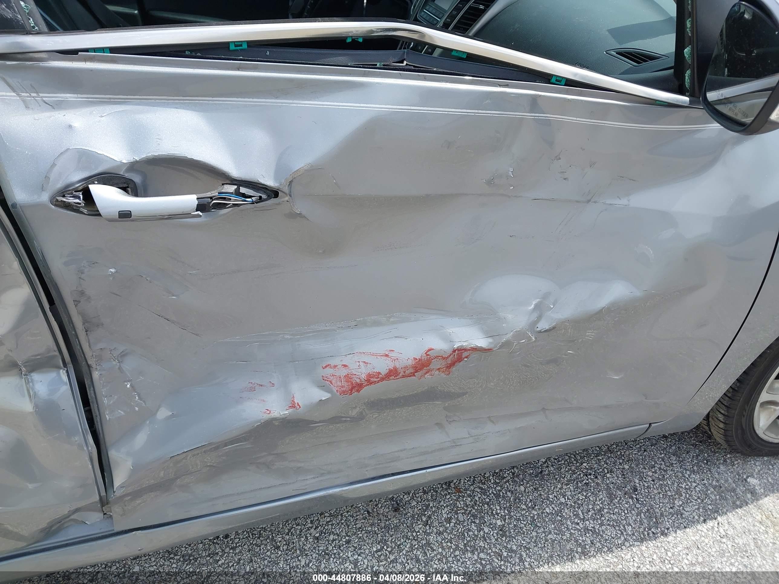HYUNDAI ELANTRA image 6