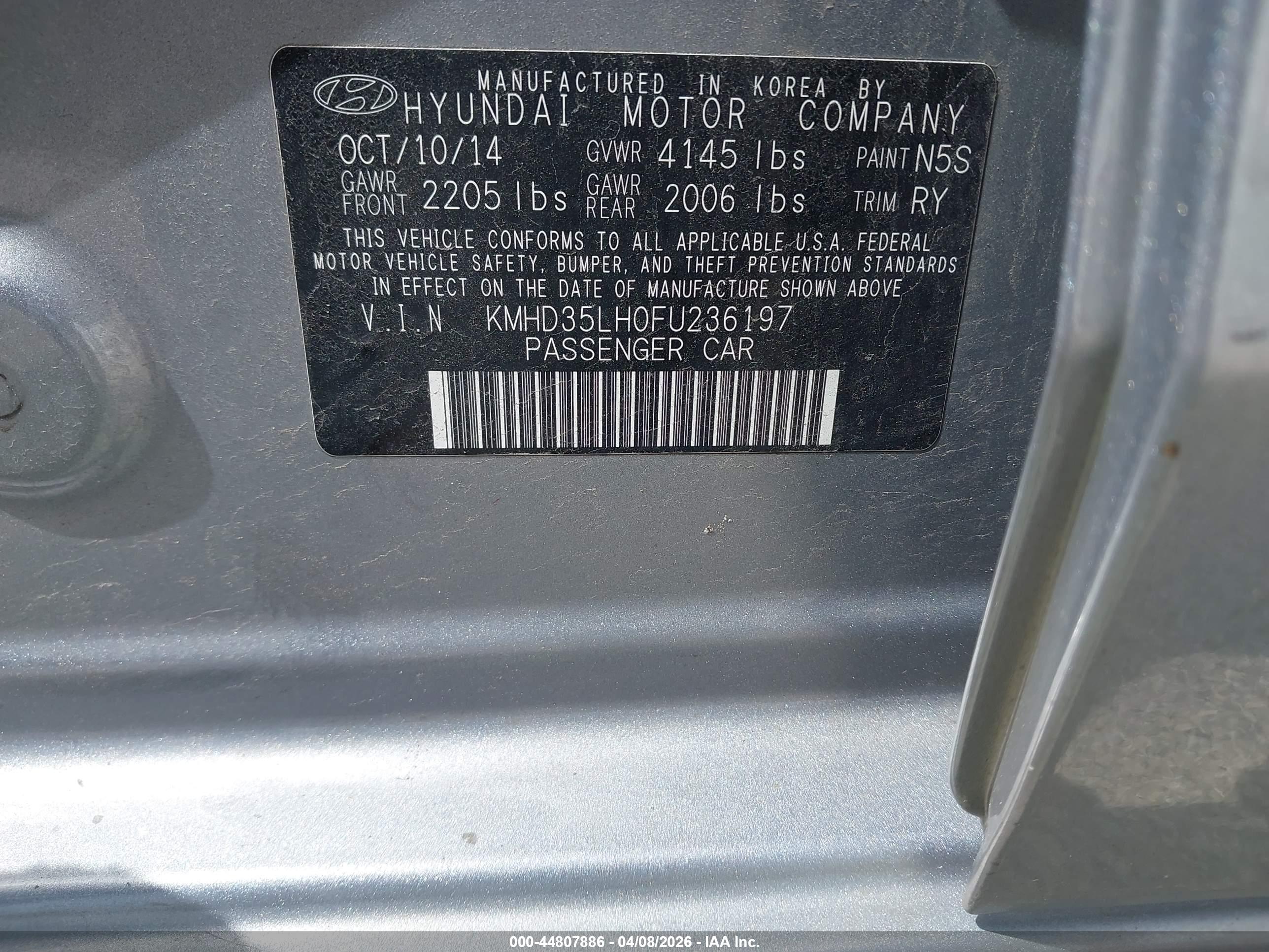 HYUNDAI ELANTRA image 9