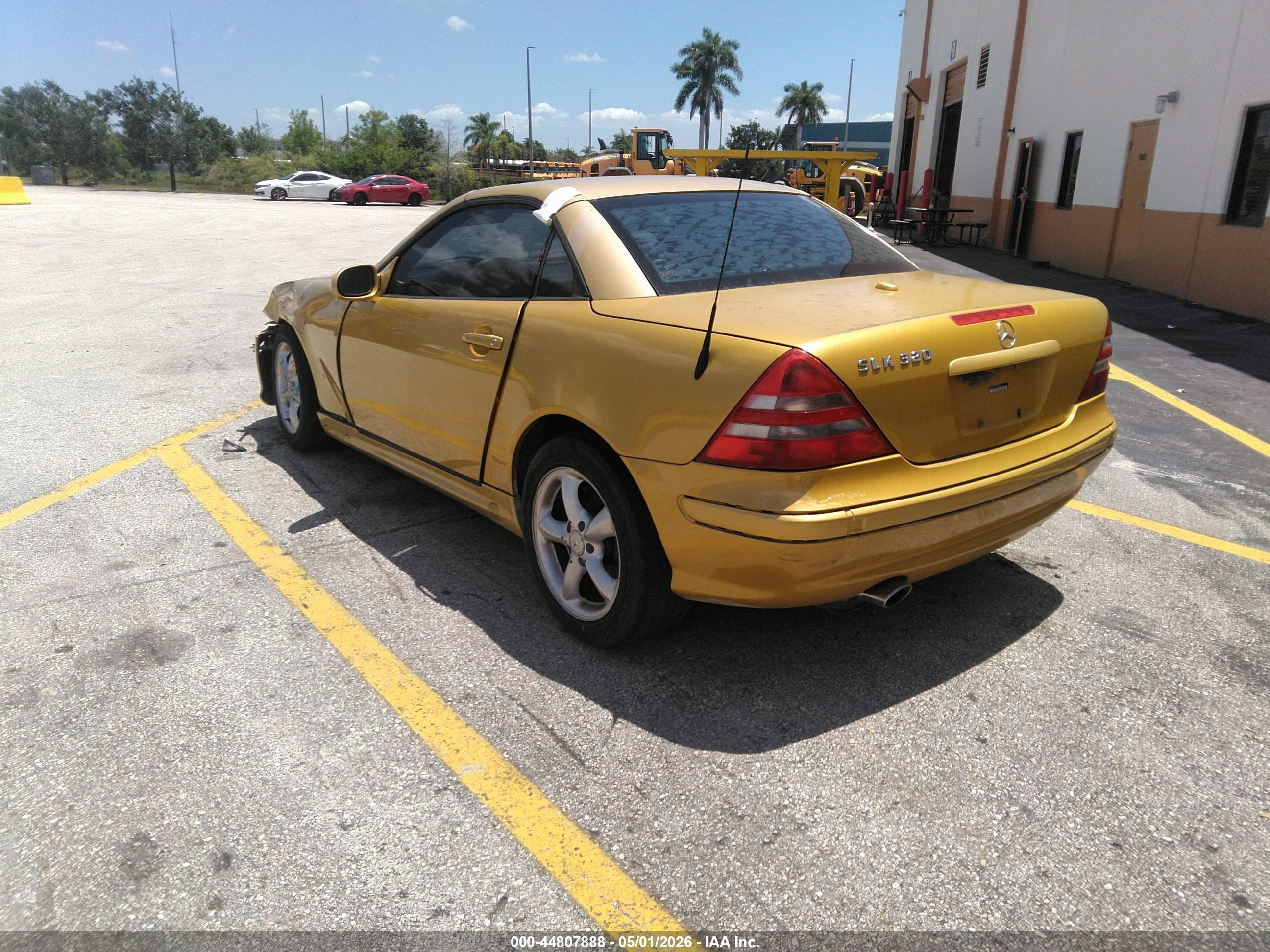 MERCEDES-BENZ SLK image 3
