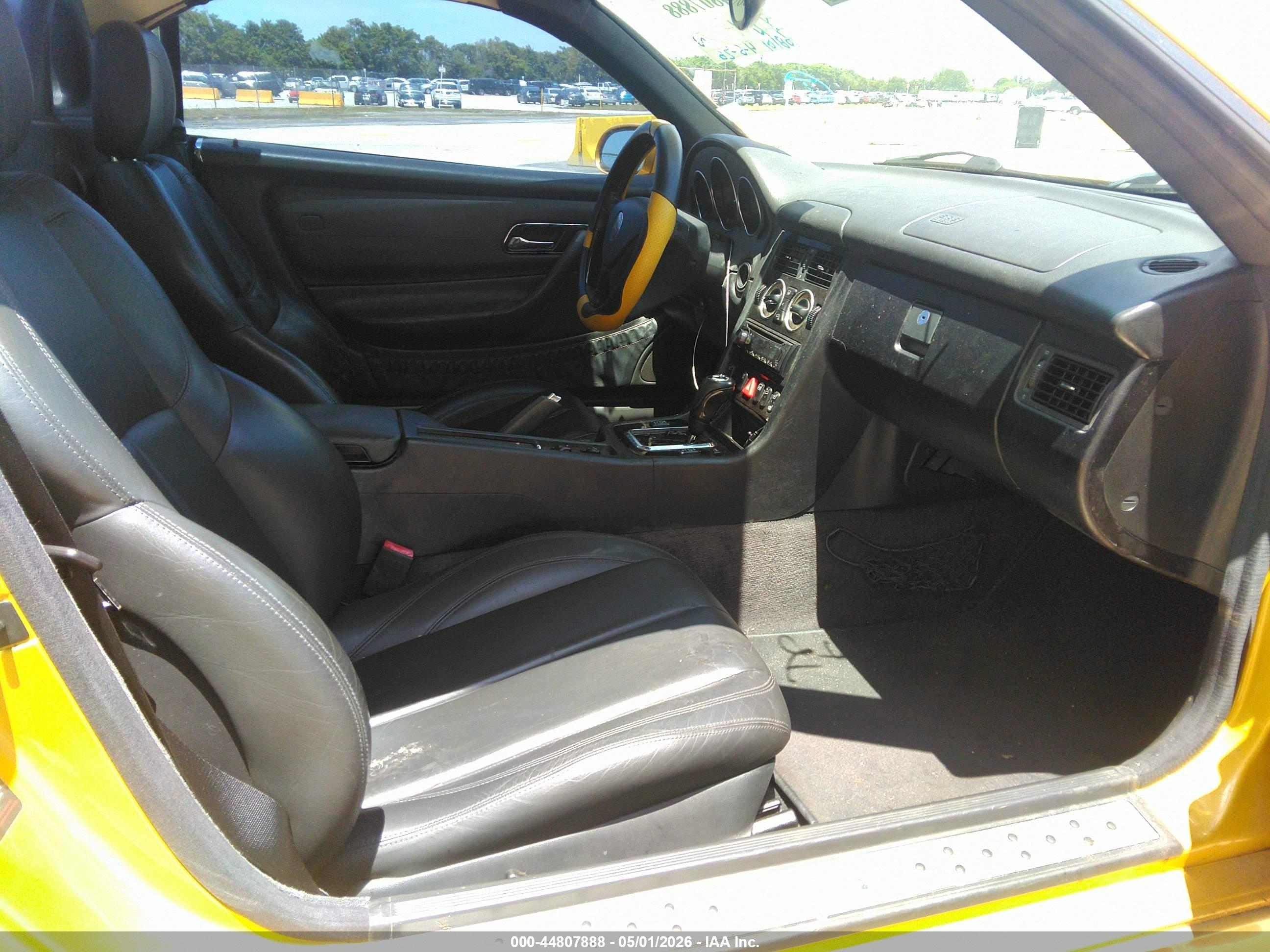 MERCEDES-BENZ SLK image 5