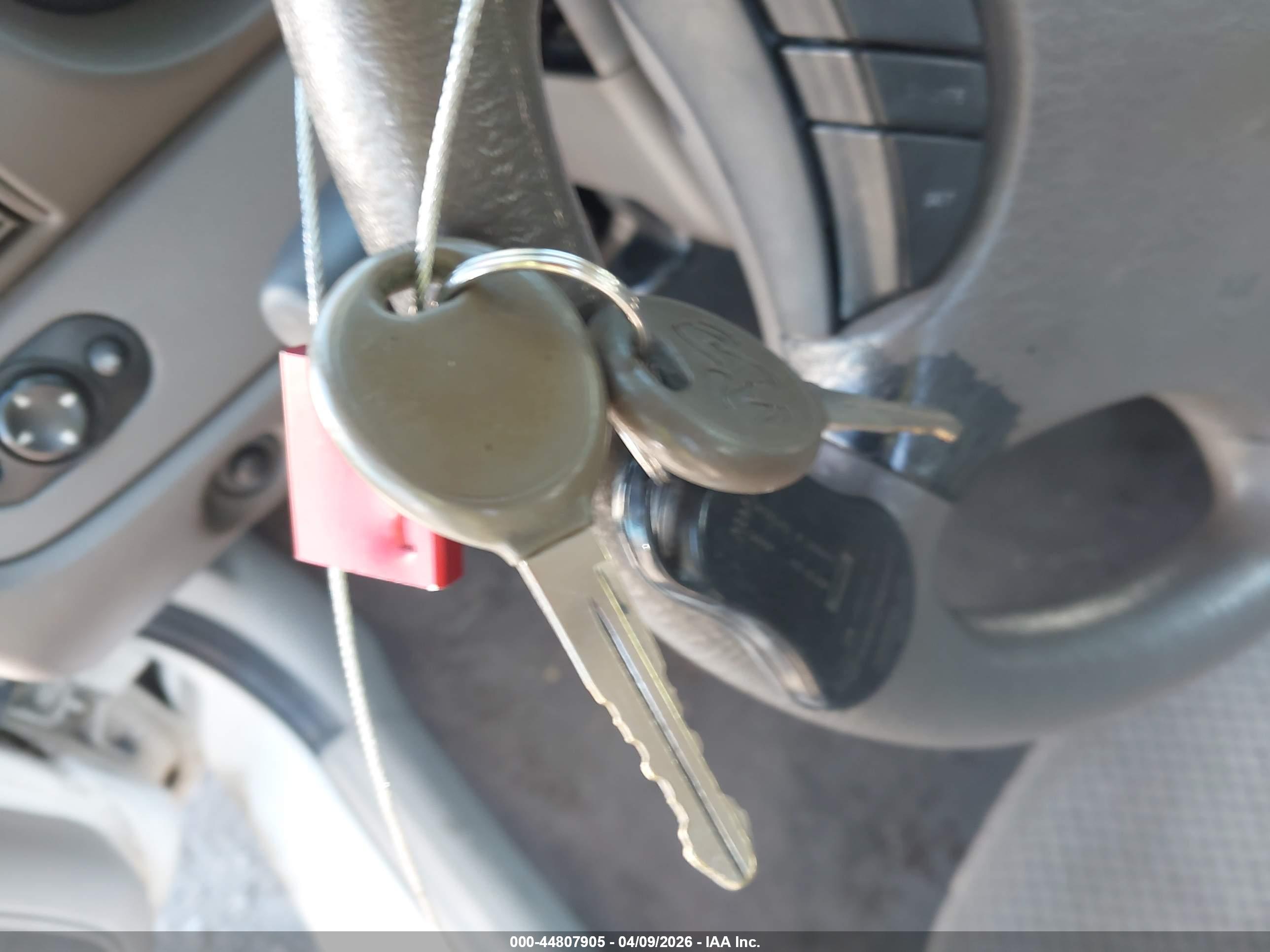 DODGE STRATUS image 11