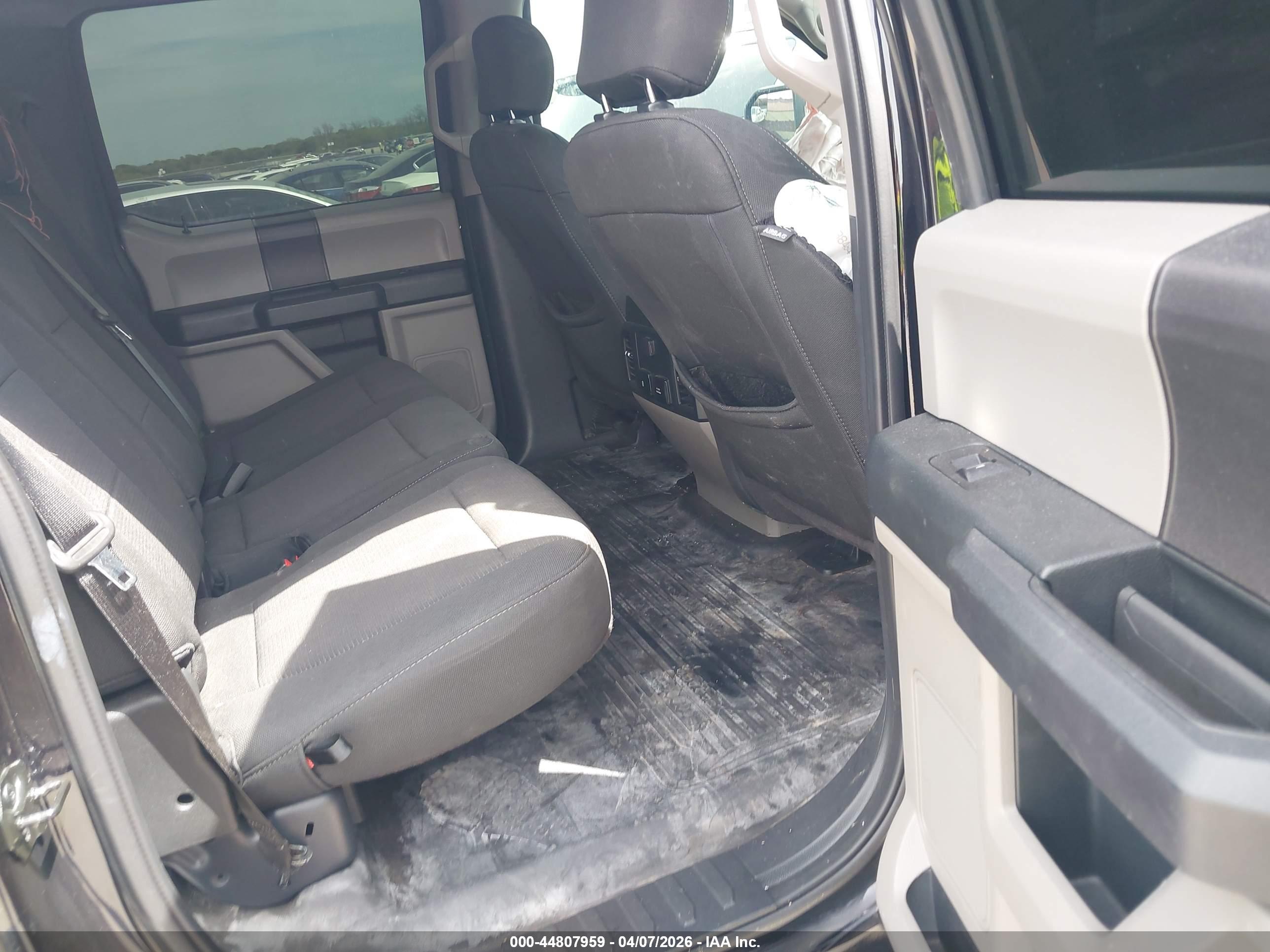 FORD F-150 image 8