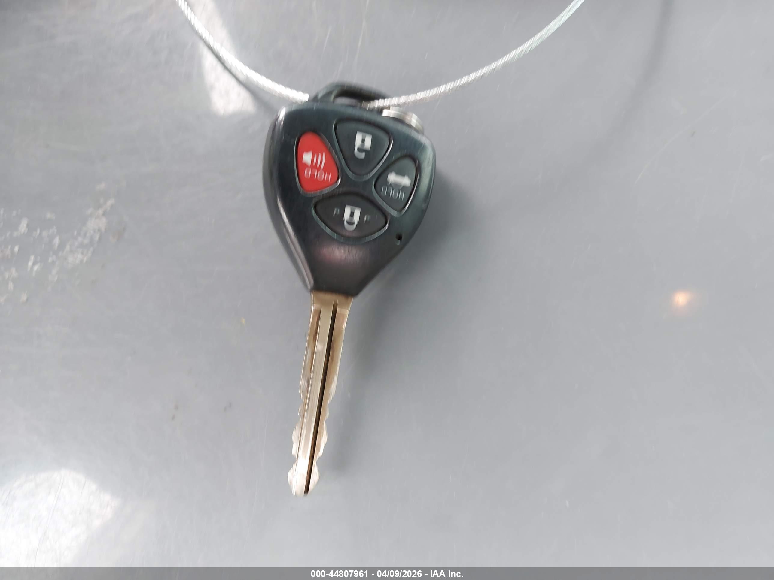 TOYOTA COROLLA image 11