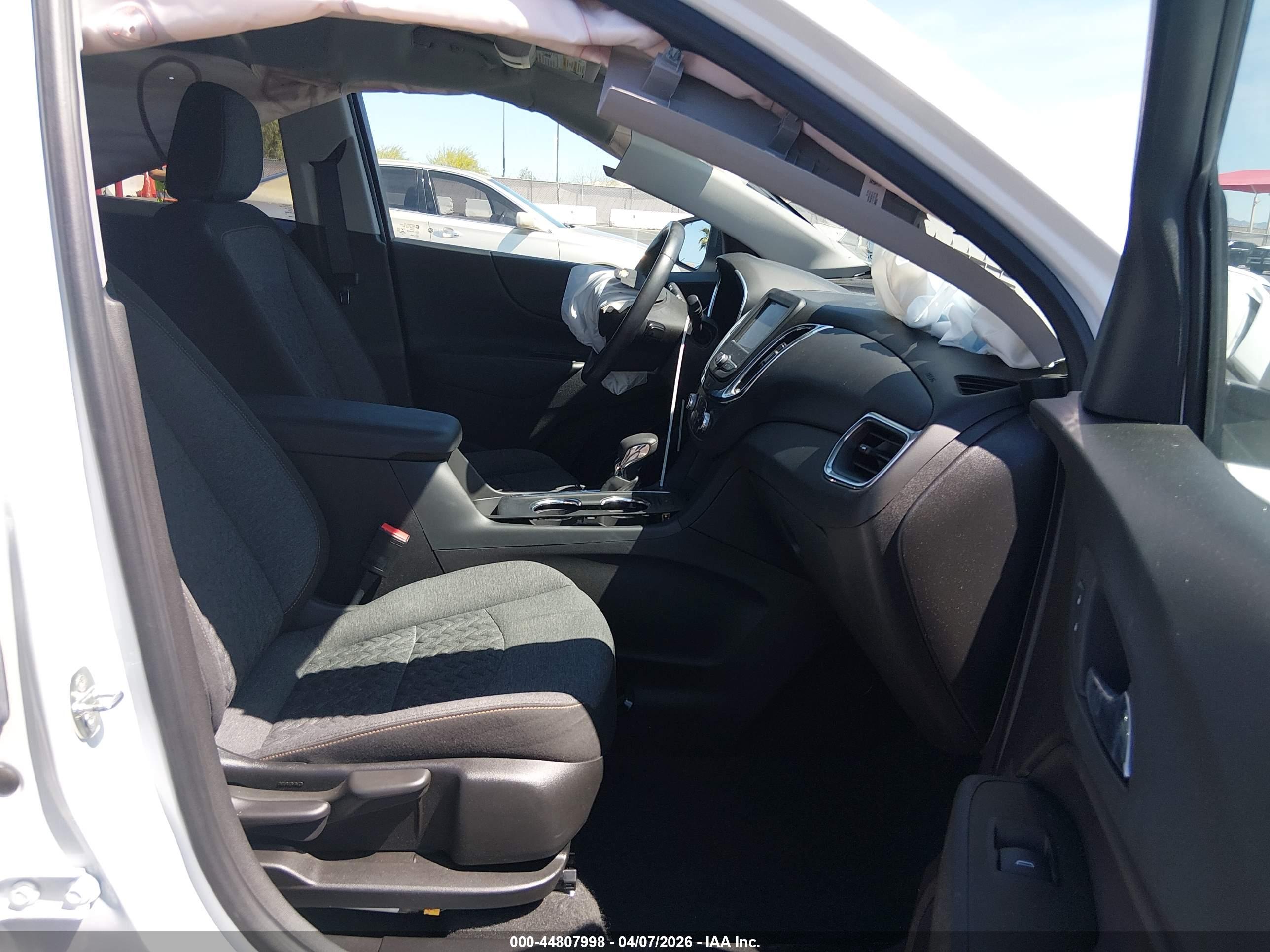 CHEVROLET EQUINOX image 5