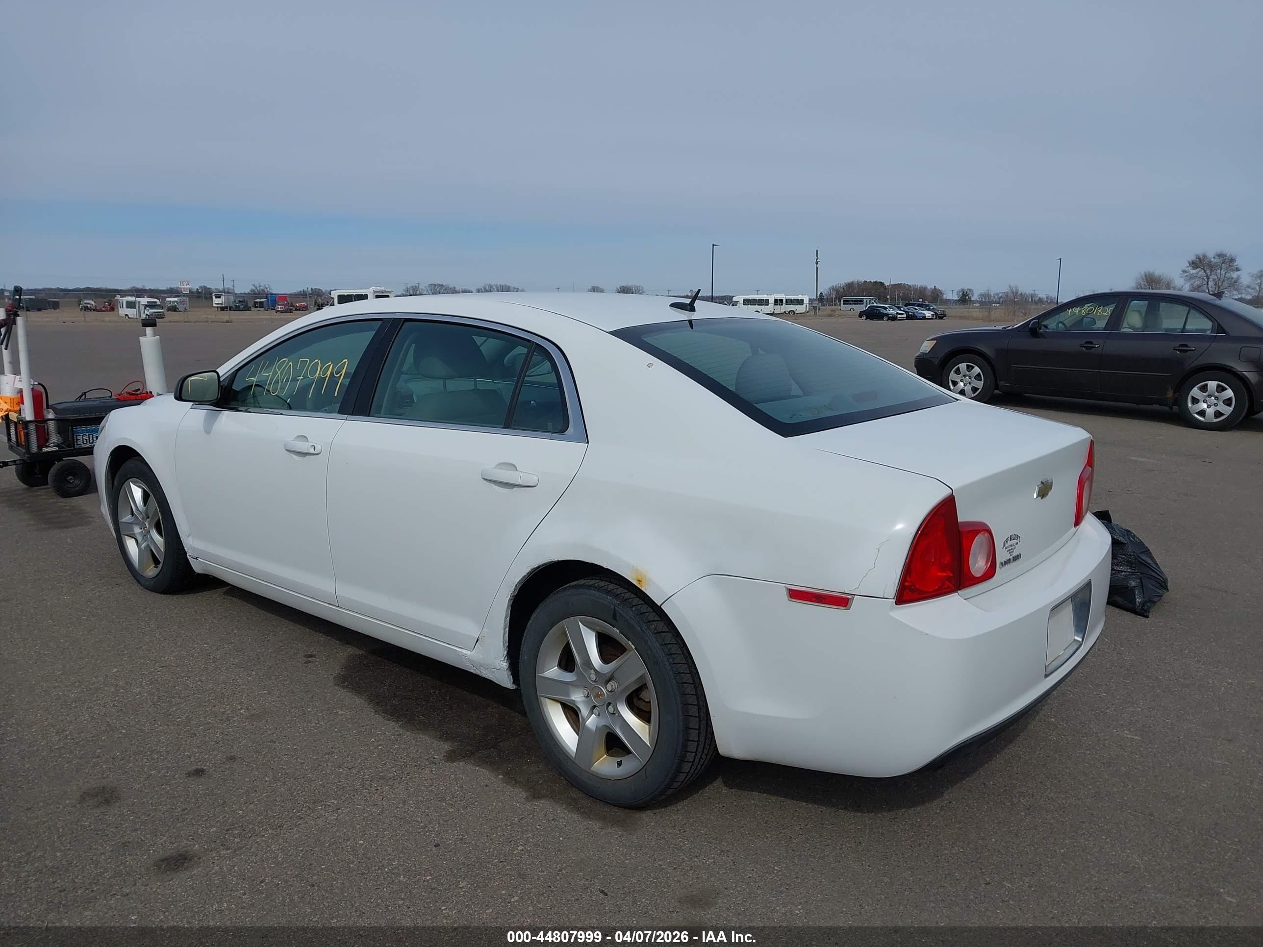 CHEVROLET MALIBU image 3