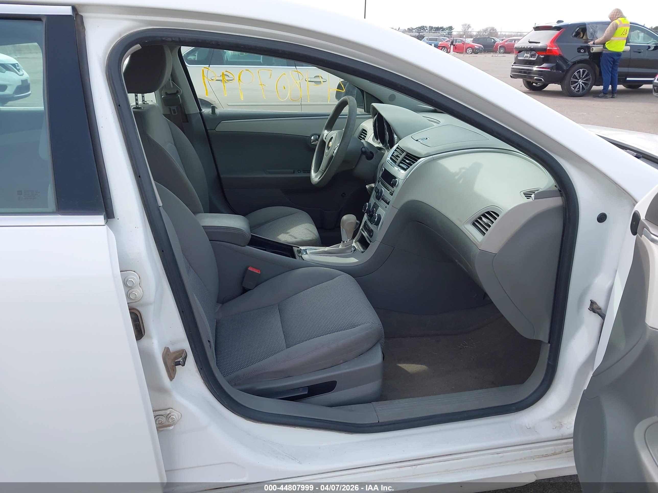 CHEVROLET MALIBU image 5