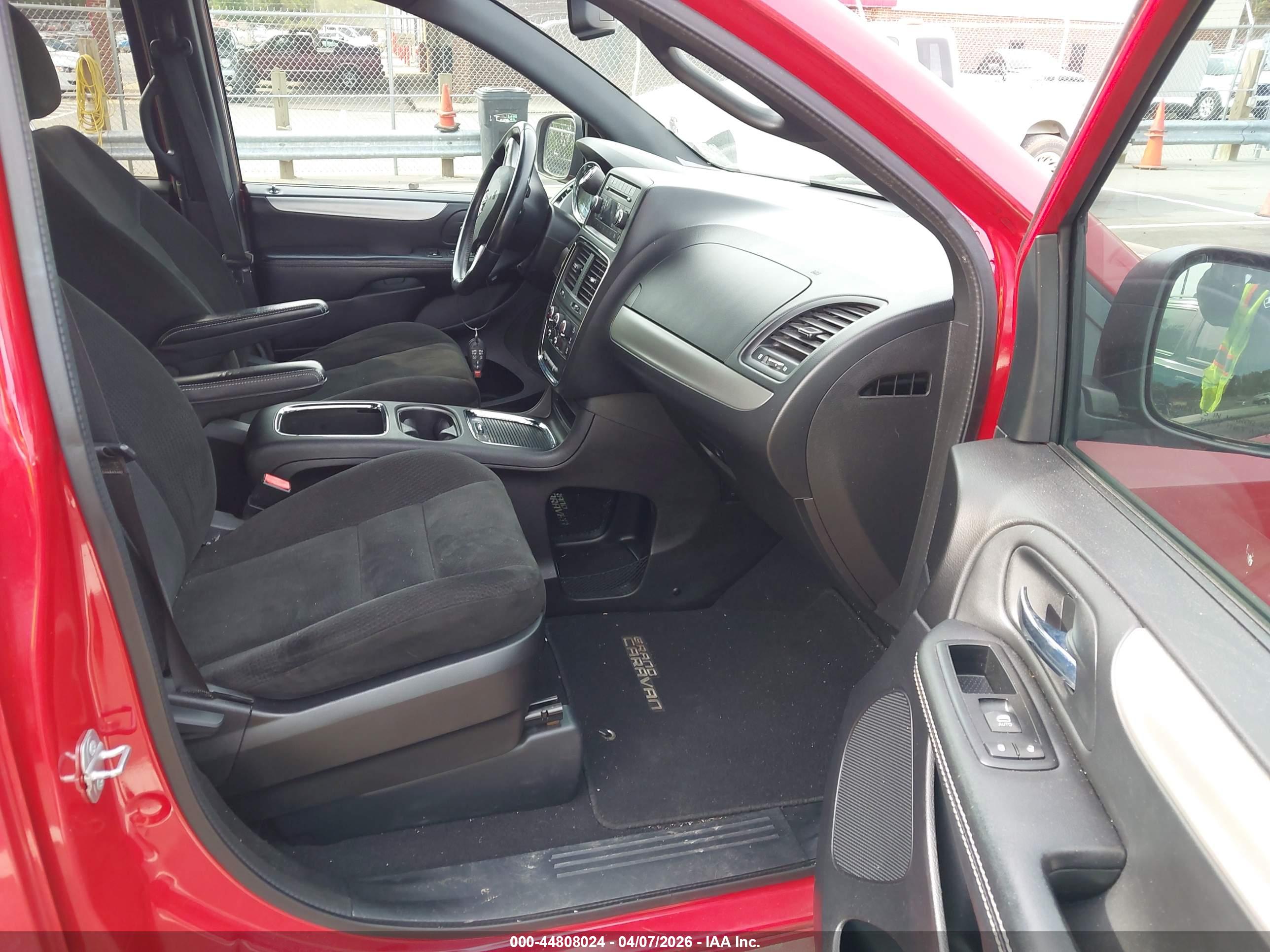 DODGE GRAND image 5
