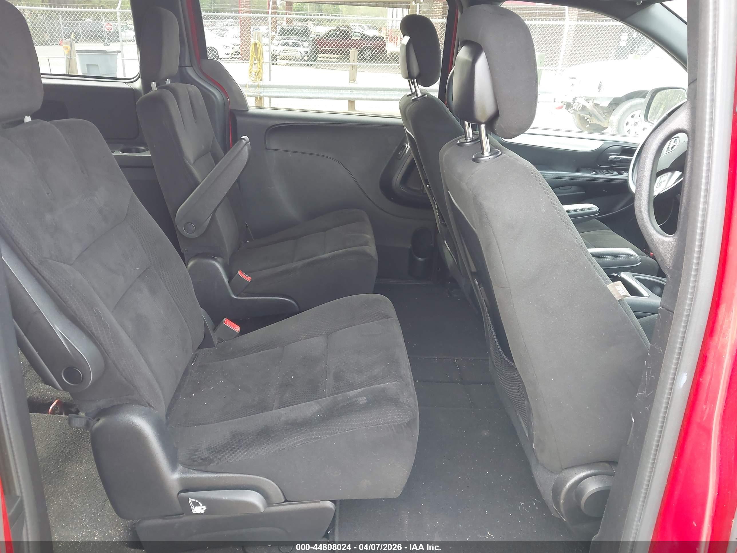 DODGE GRAND image 8