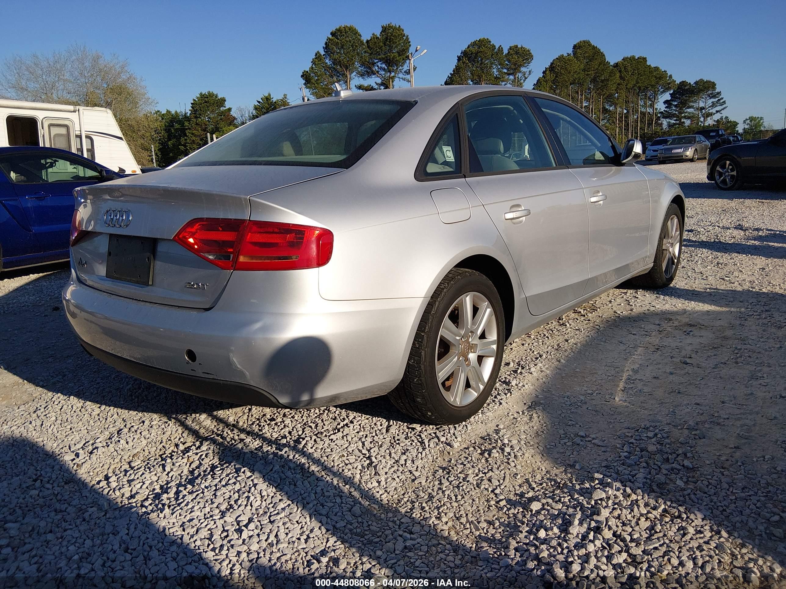 AUDI A4 image 4
