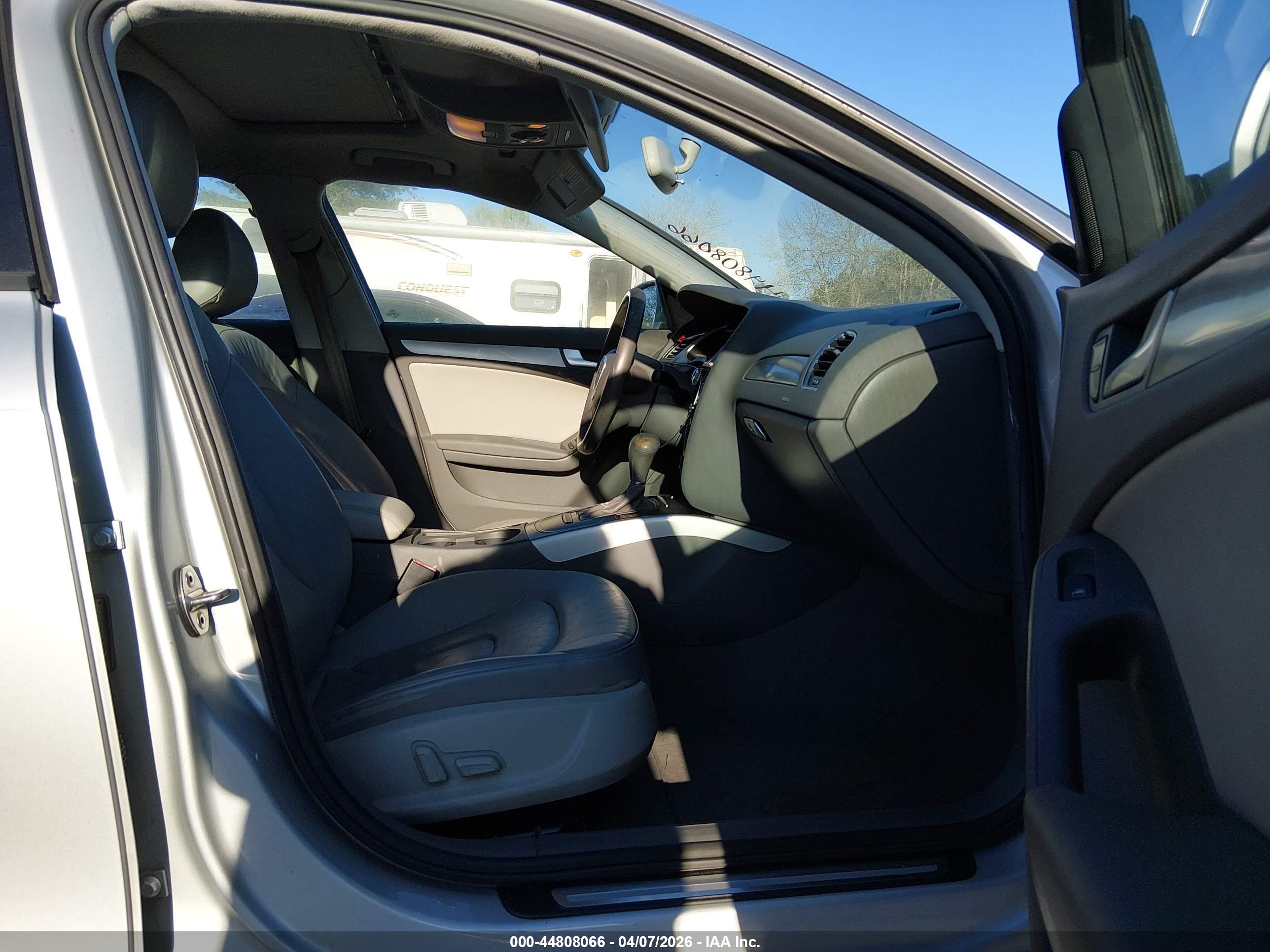 AUDI A4 image 5