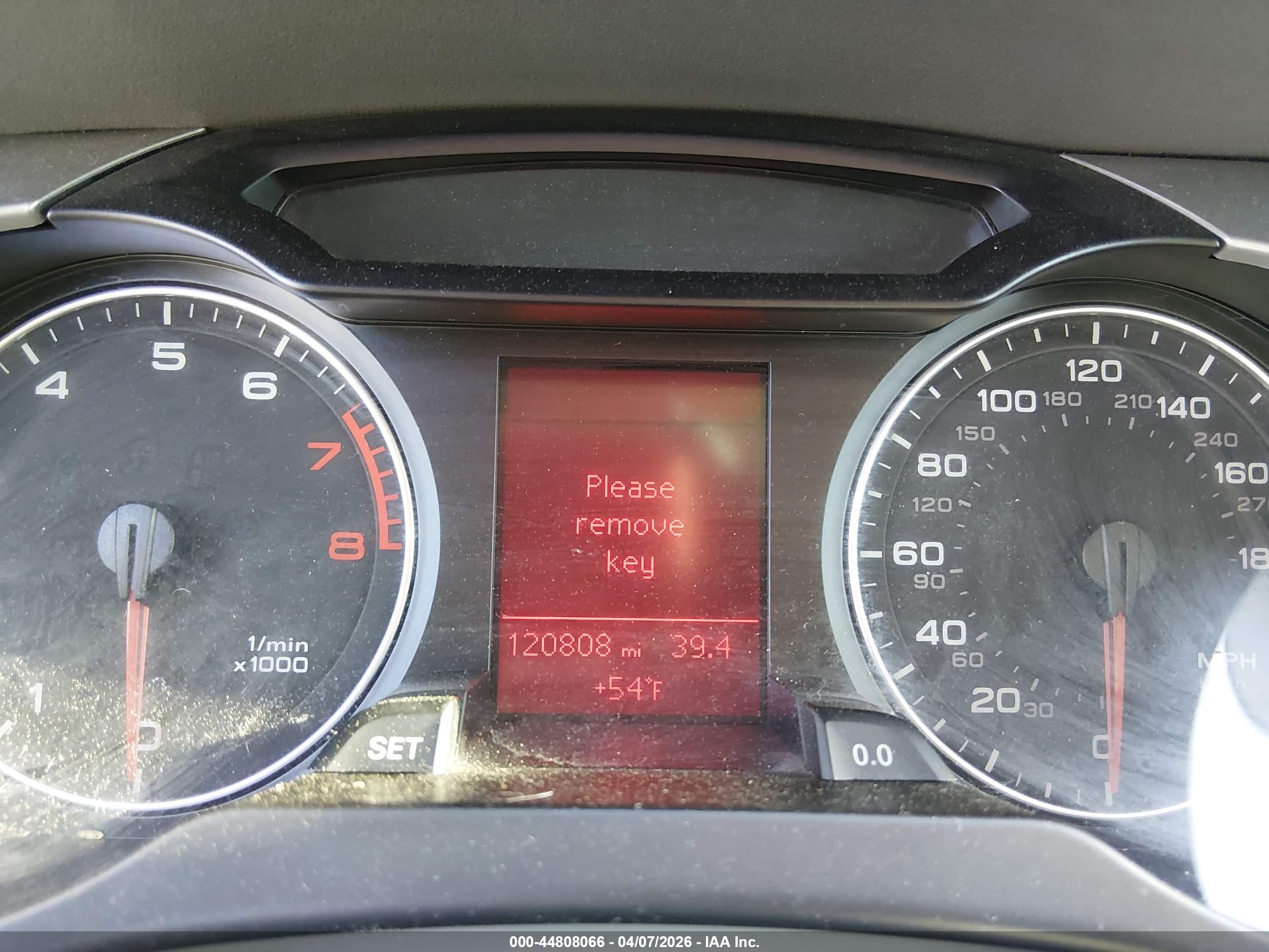 AUDI A4 image 7