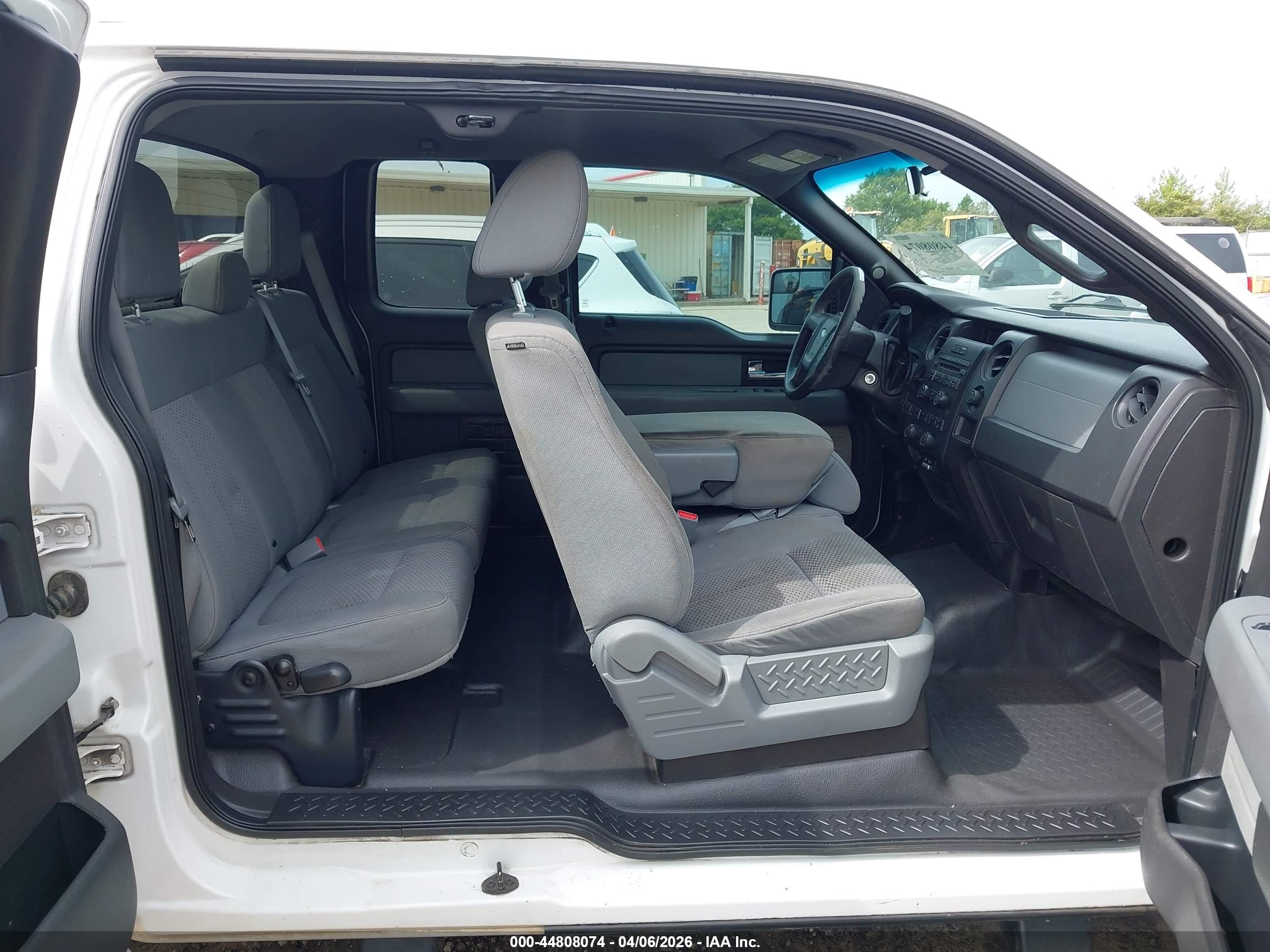 FORD F-150 image 8