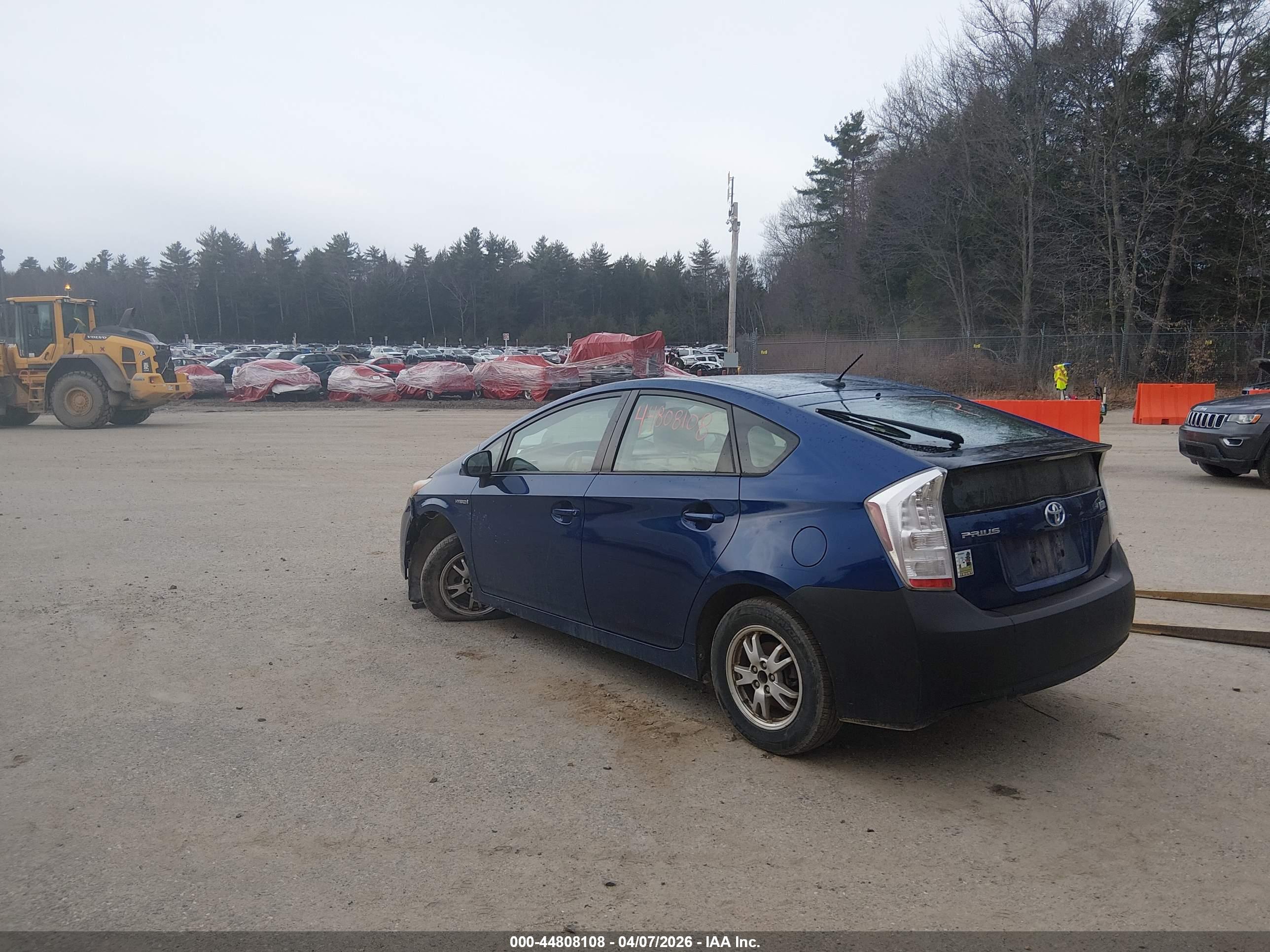 TOYOTA PRIUS image 3