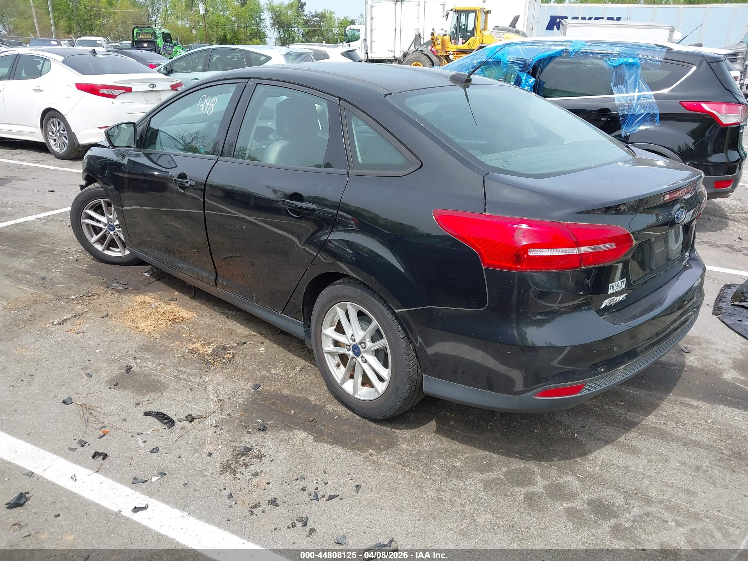 FORD FOCUS image 3