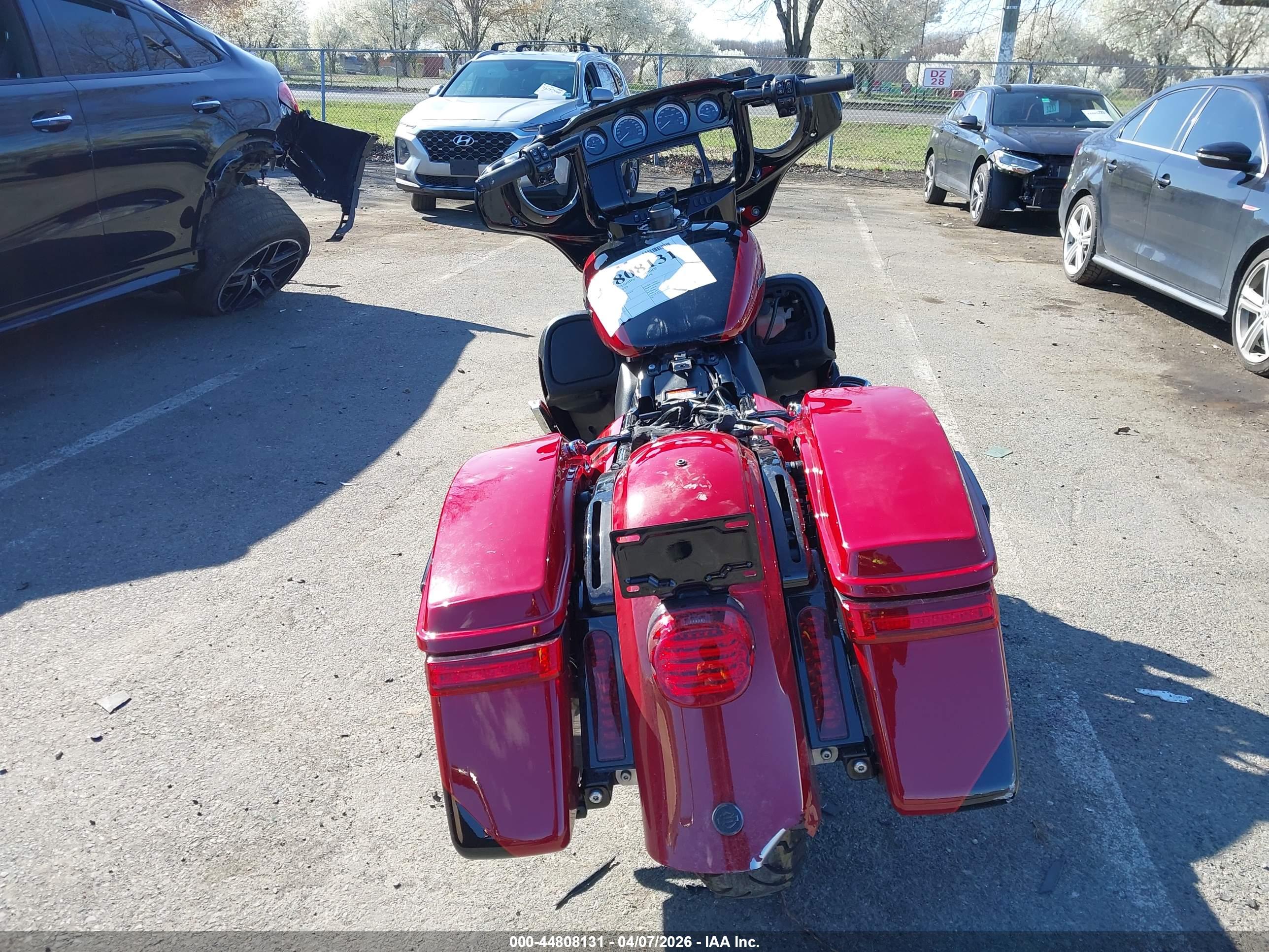 HARLEY-DAVIDSON FLHTK image 6