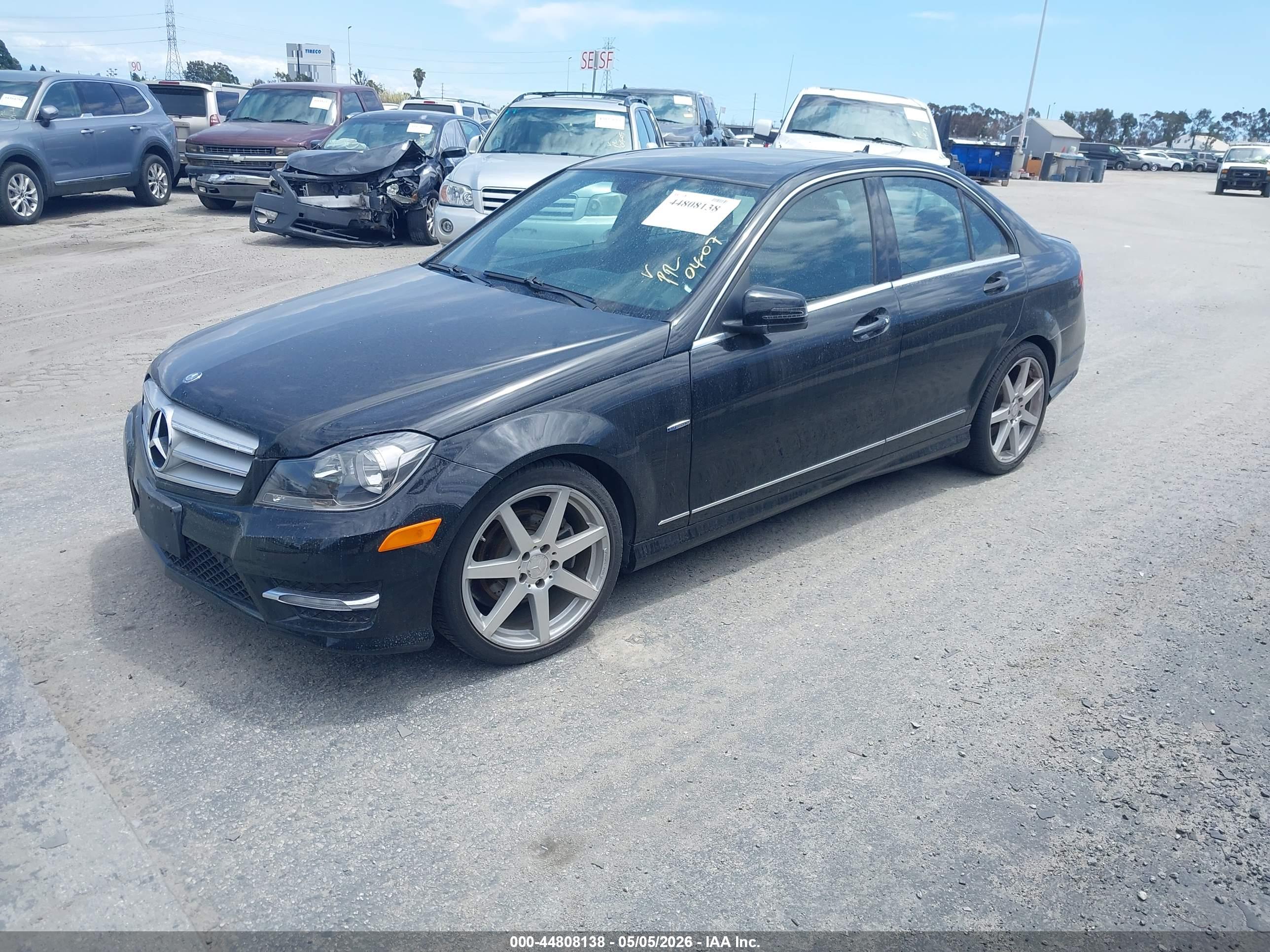 MERCEDES-BENZ C image 2