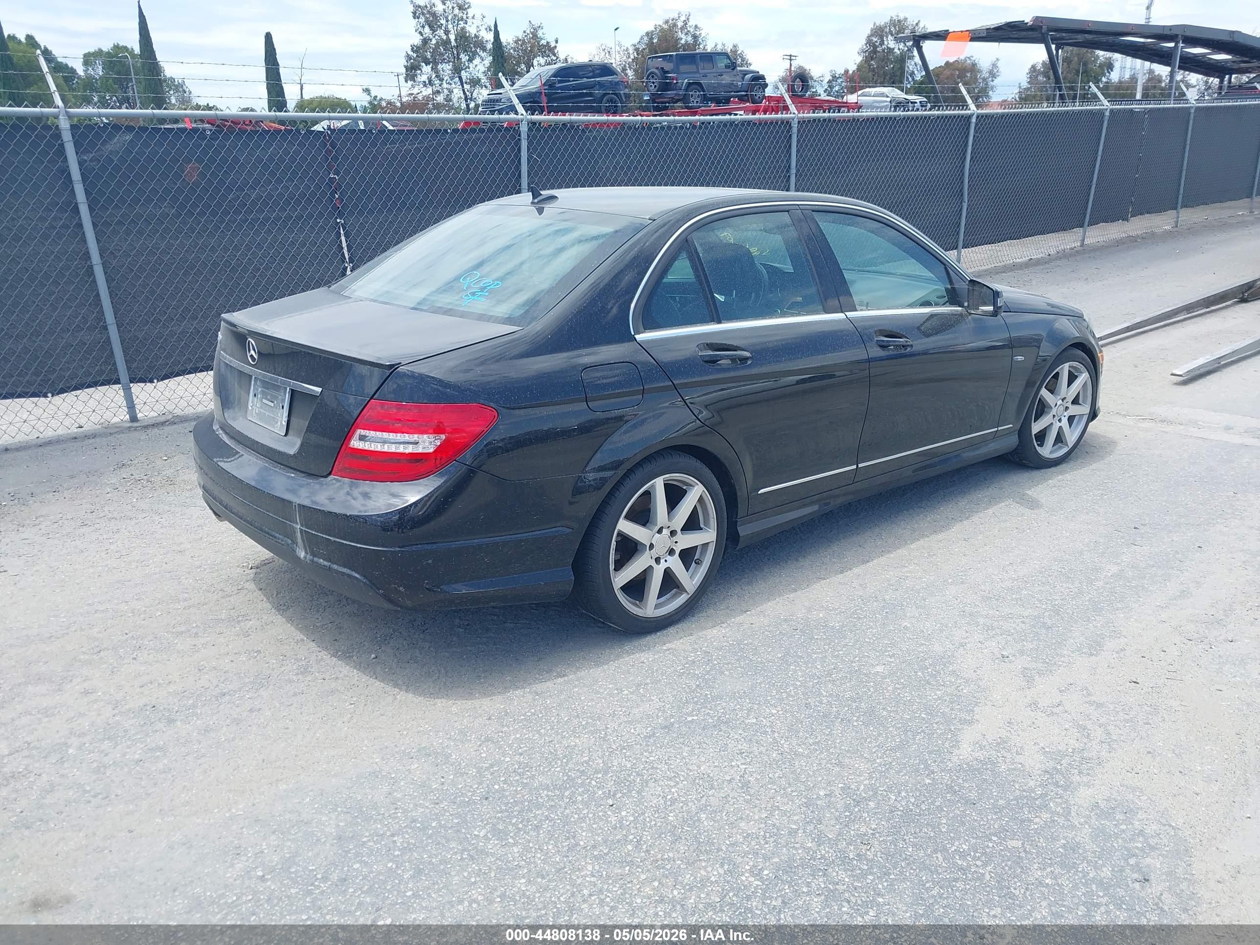 MERCEDES-BENZ C image 4