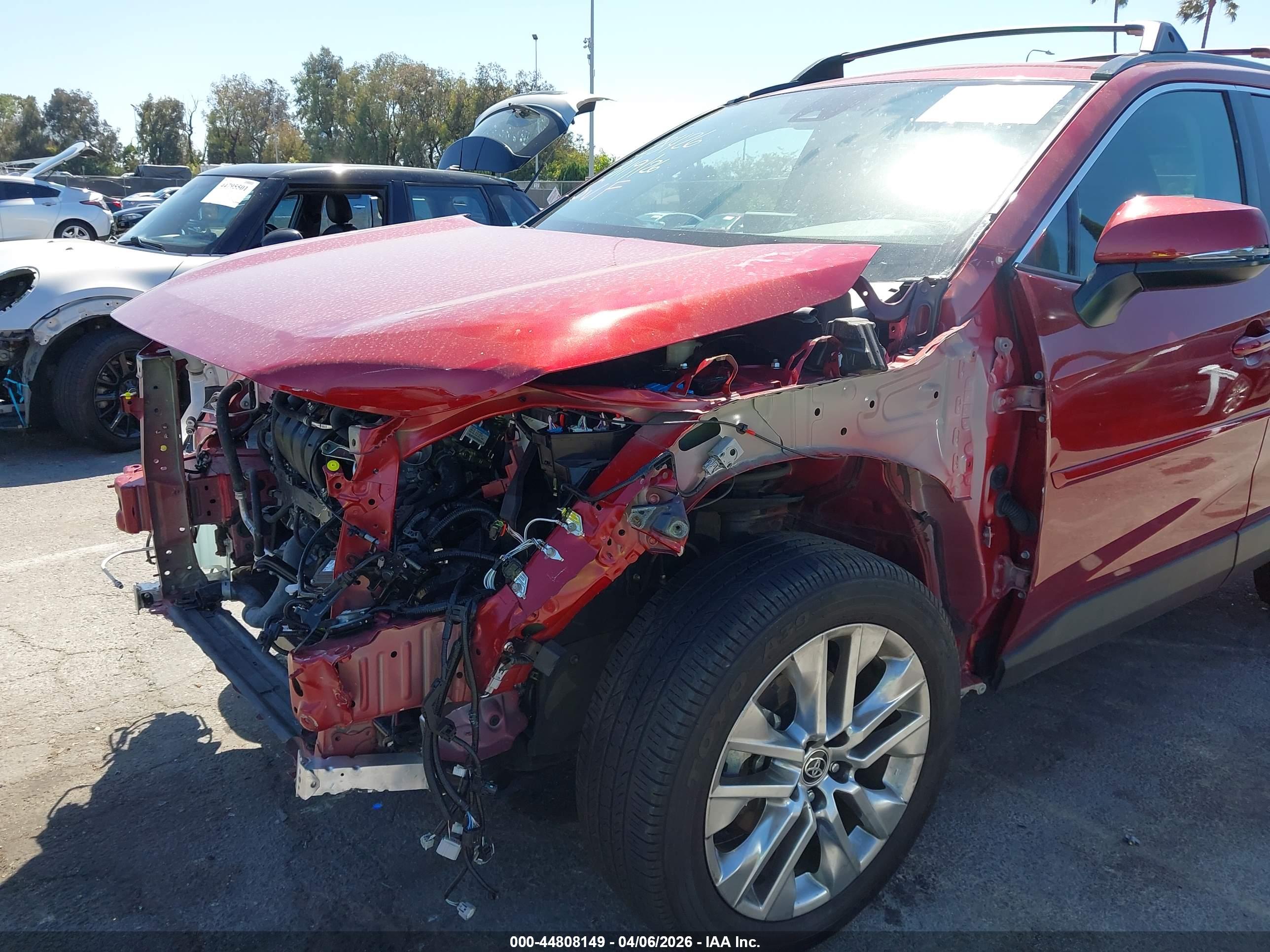 TOYOTA RAV4 image 6