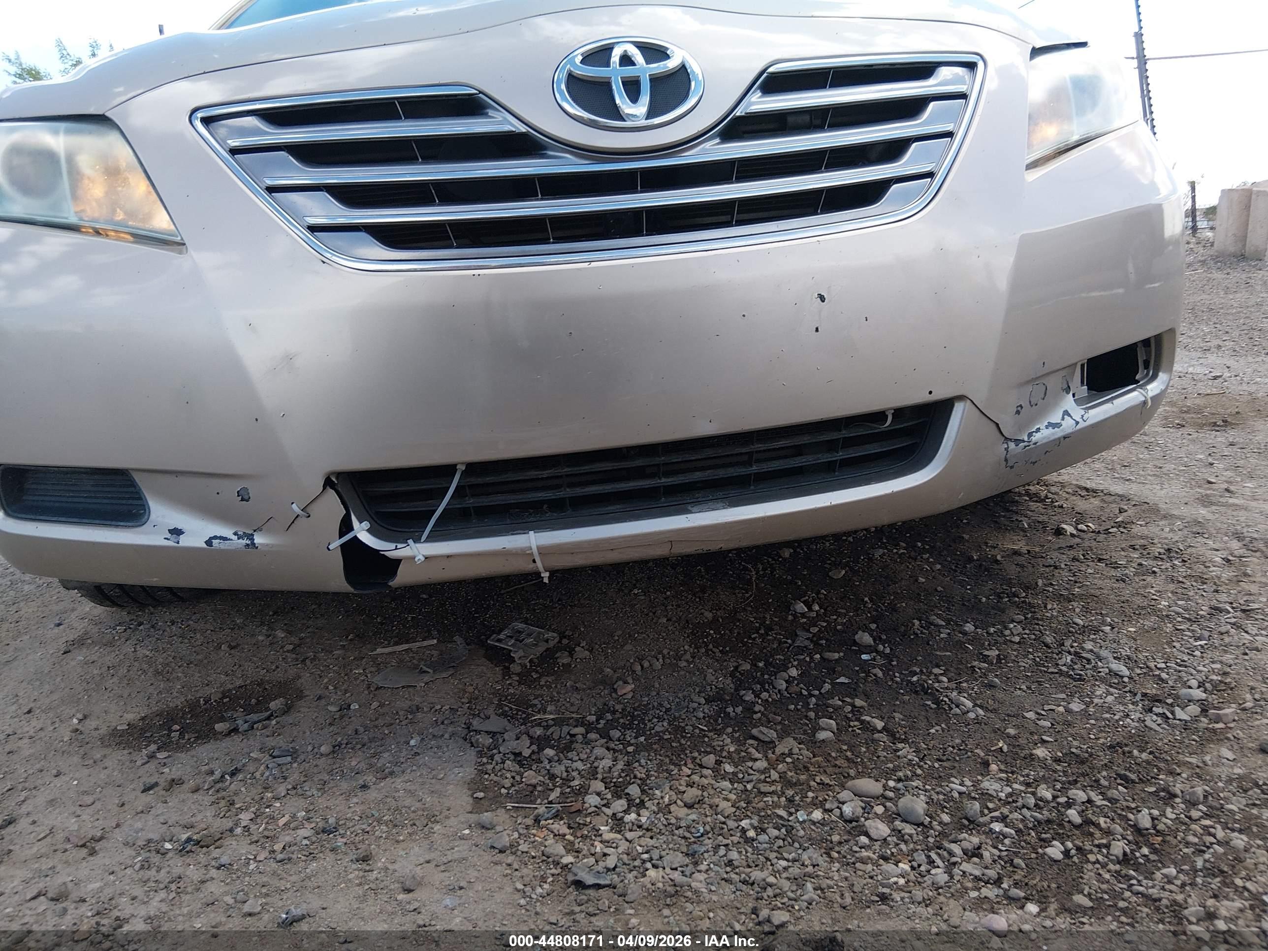 TOYOTA CAMRY image 6