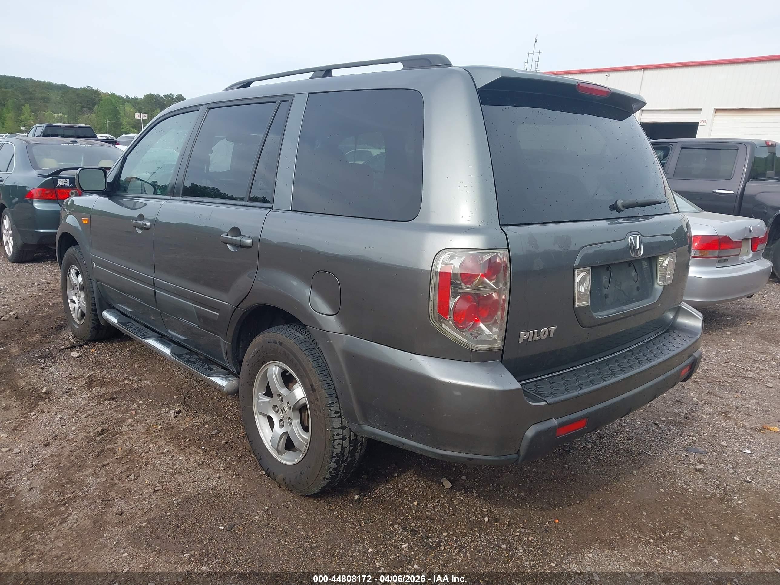 HONDA PILOT image 3