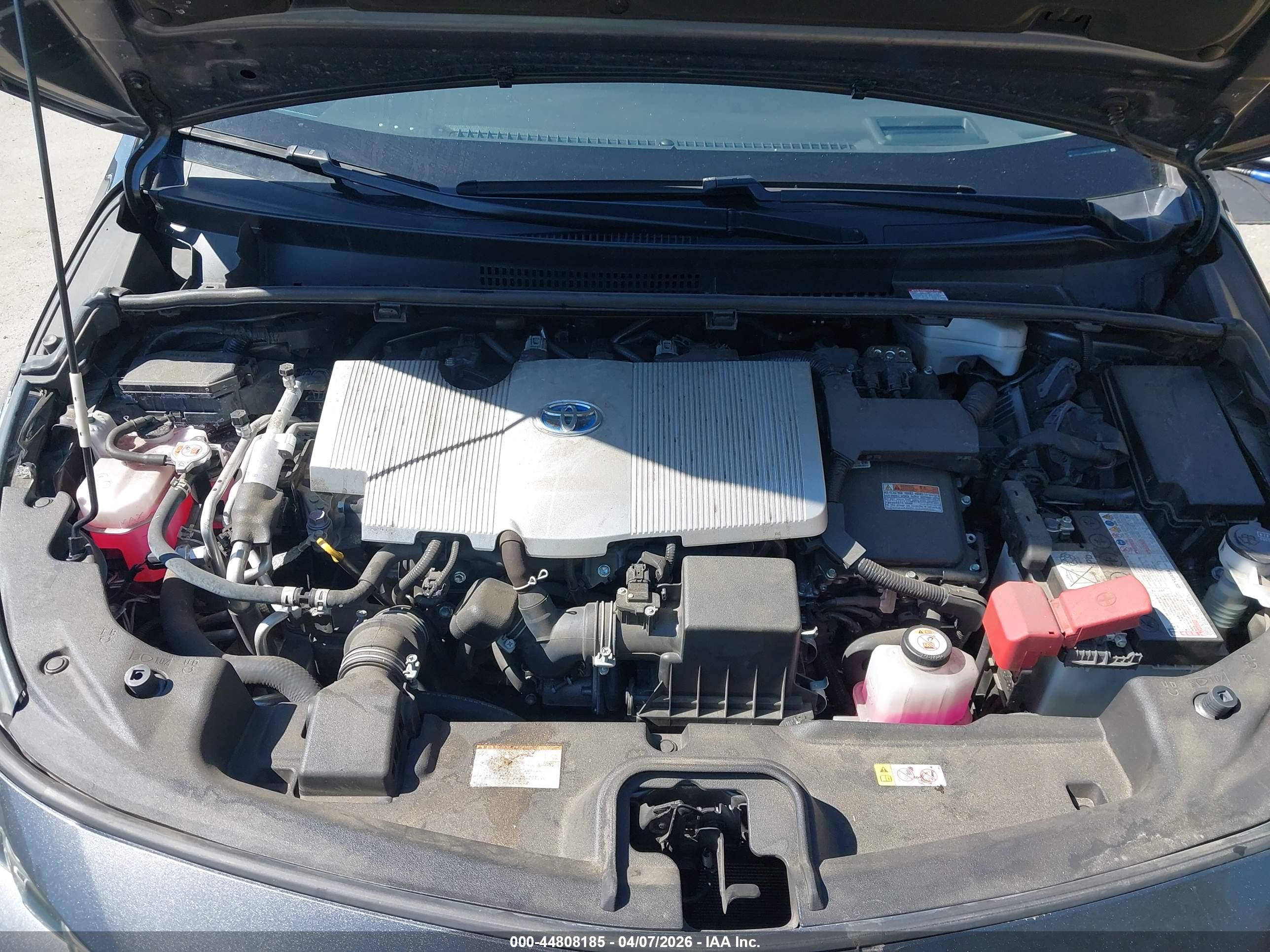 TOYOTA PRIUS image 10