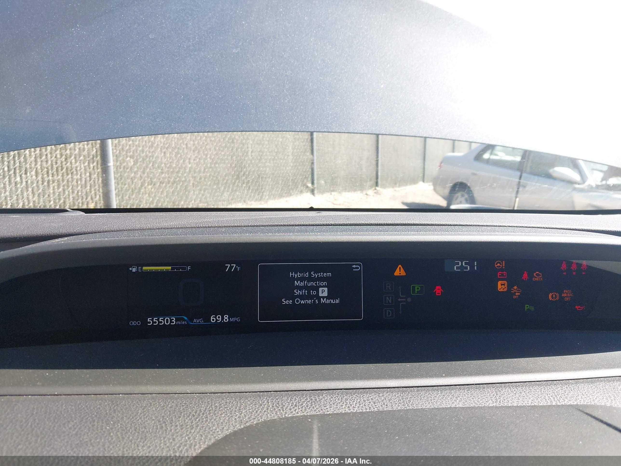 TOYOTA PRIUS image 7