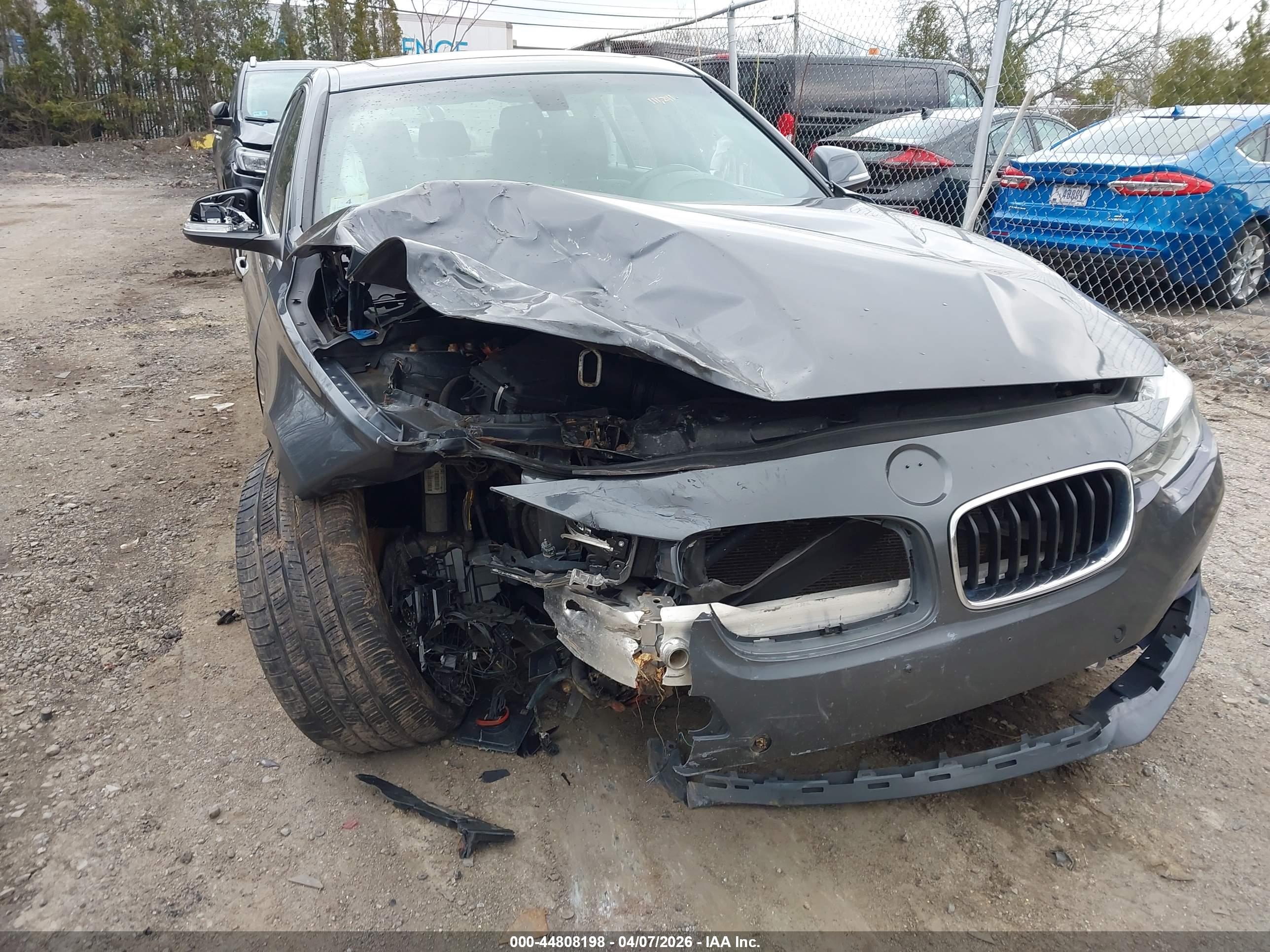 BMW 330I image 6