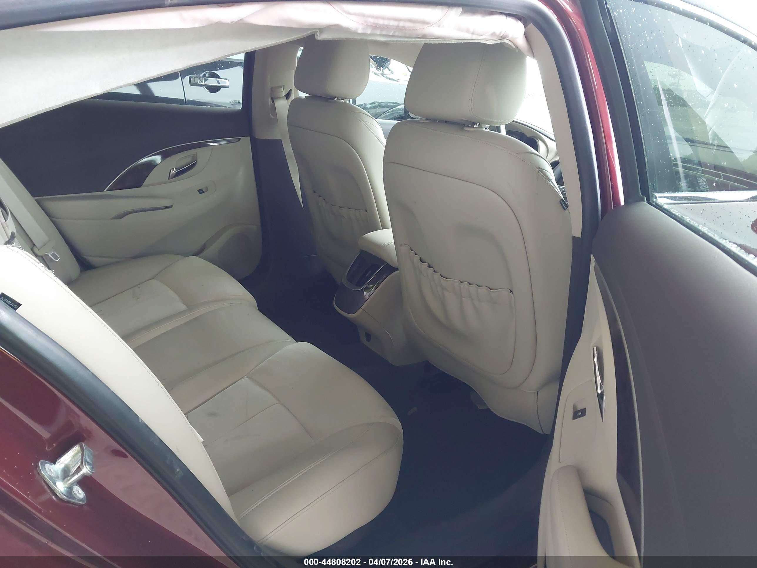 BUICK LACROSSE image 8