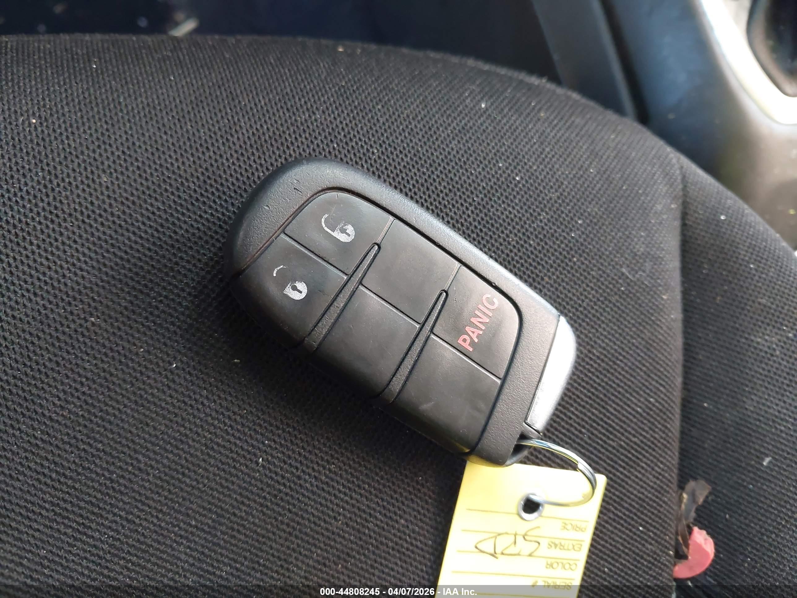 JEEP RENEGADE image 11