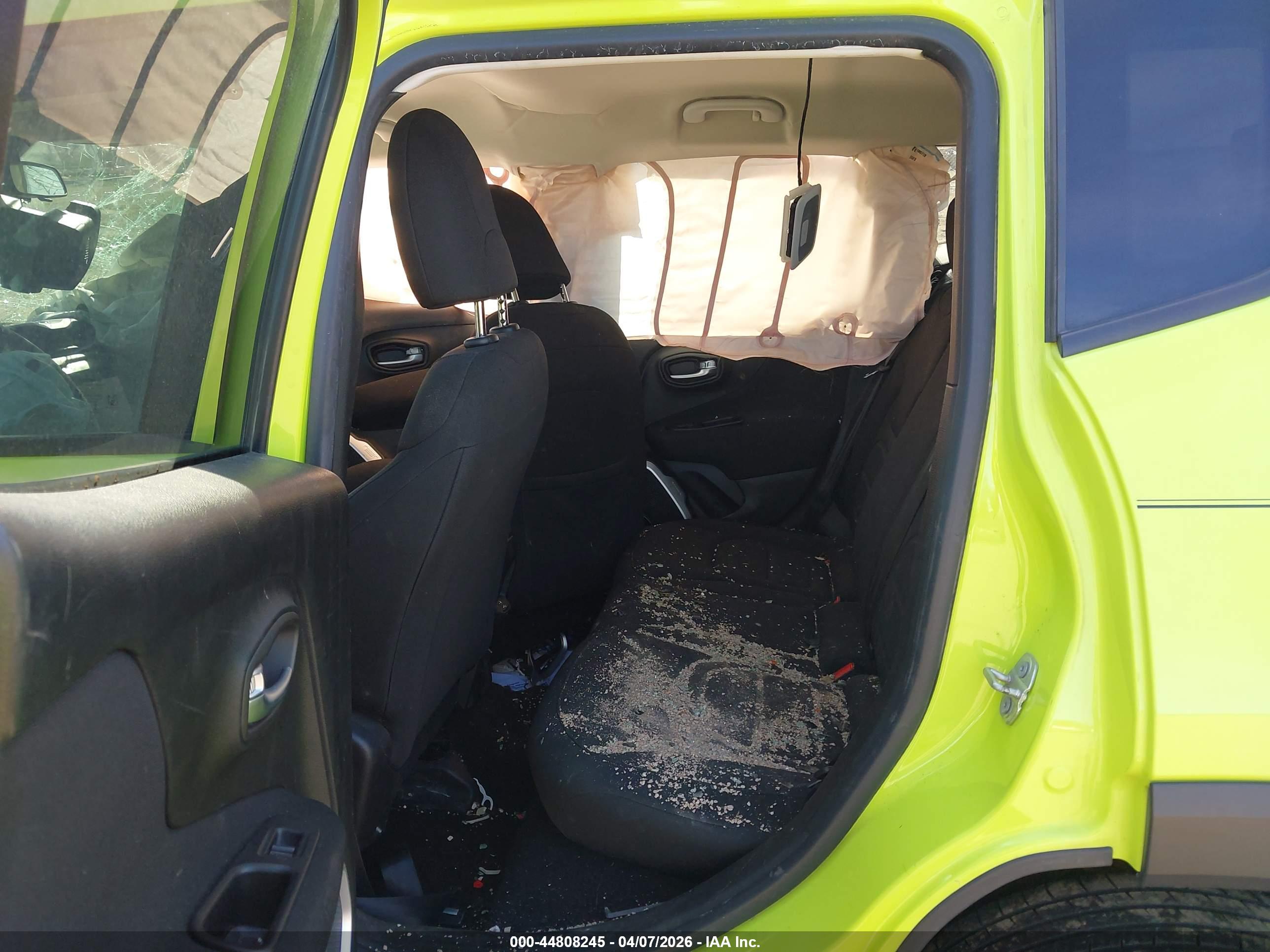 JEEP RENEGADE image 8